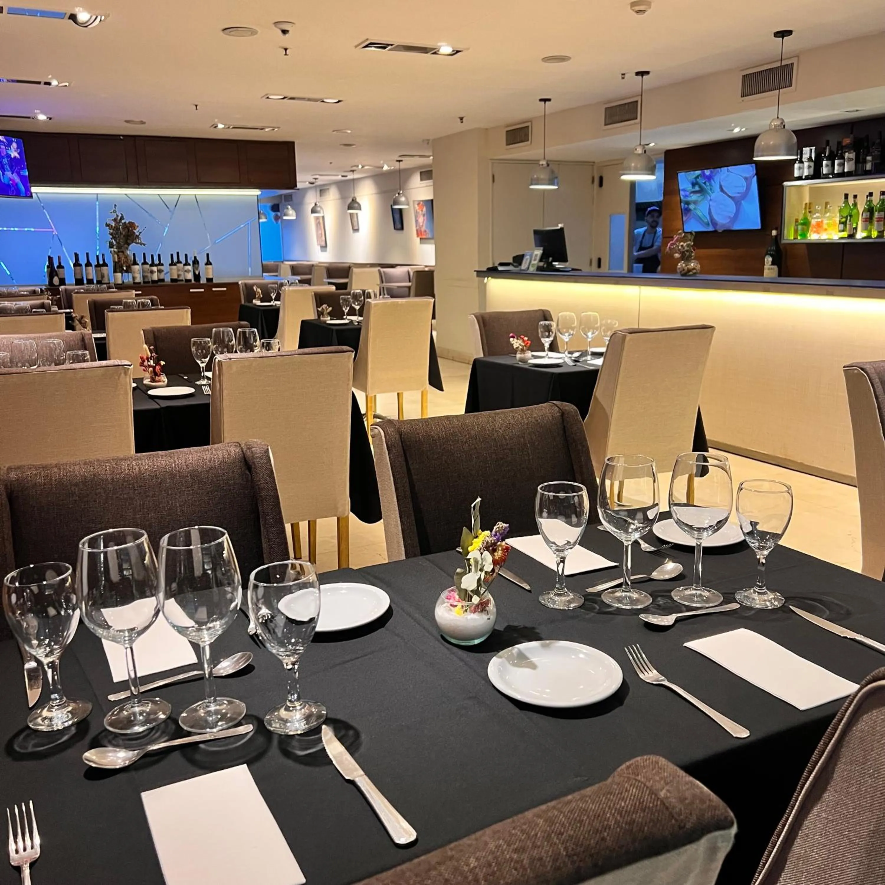 Restaurant/places to eat in Howard Johnson by Wyndham Córdoba La Cañada