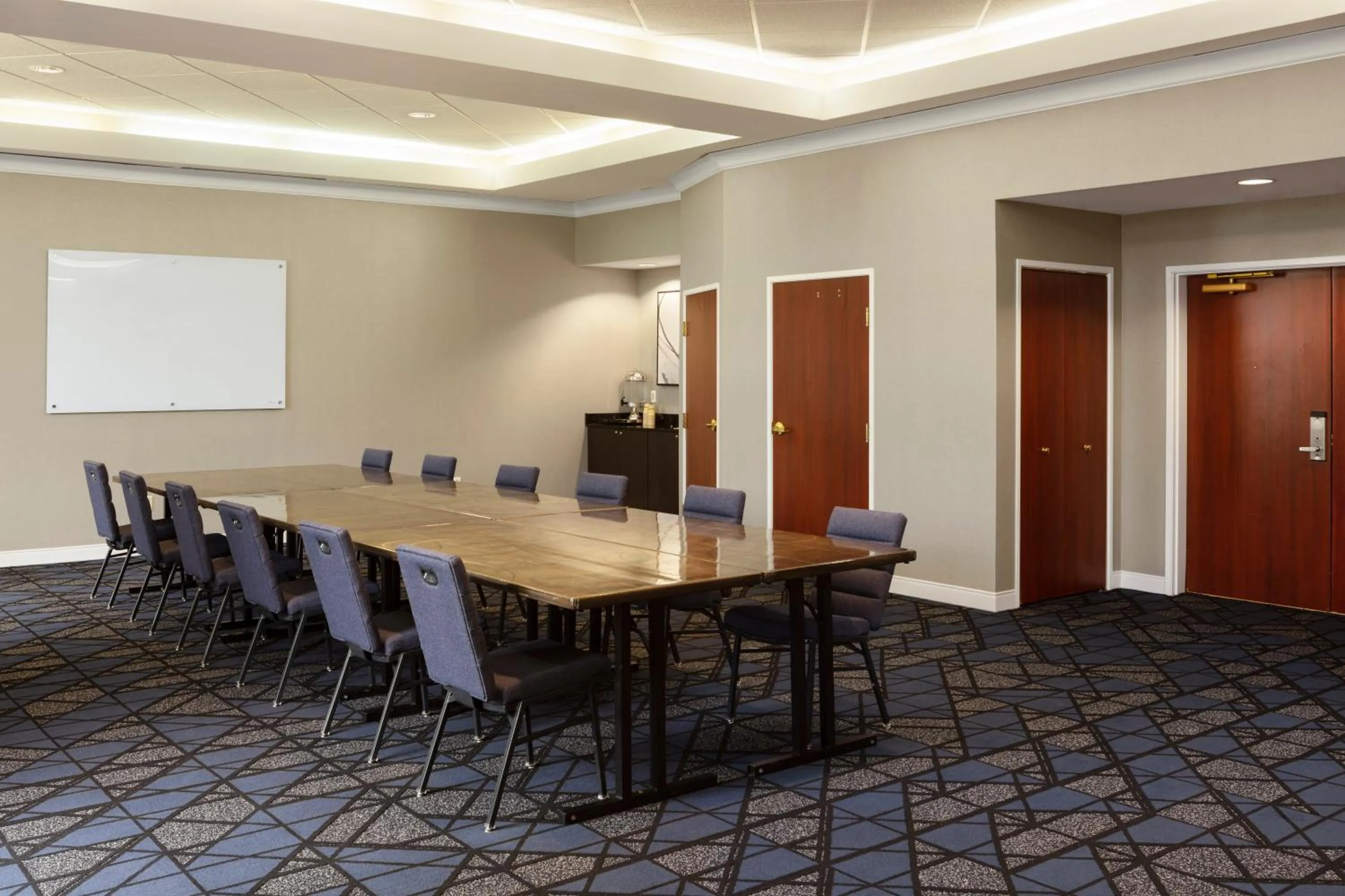 Meeting/conference room in Courtyard Louisville Airport