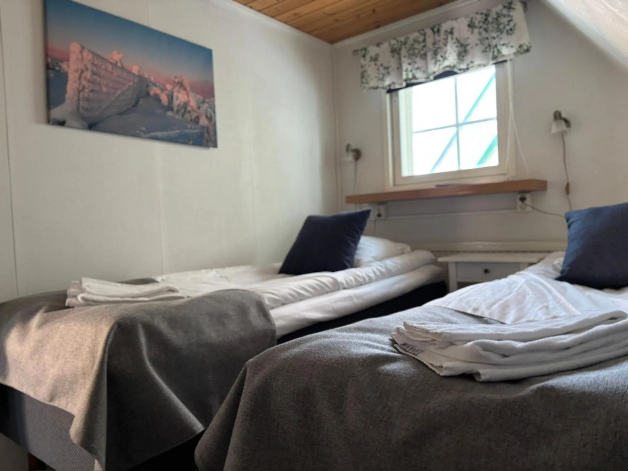 Bed in Arctic Lodge Hetan Kota