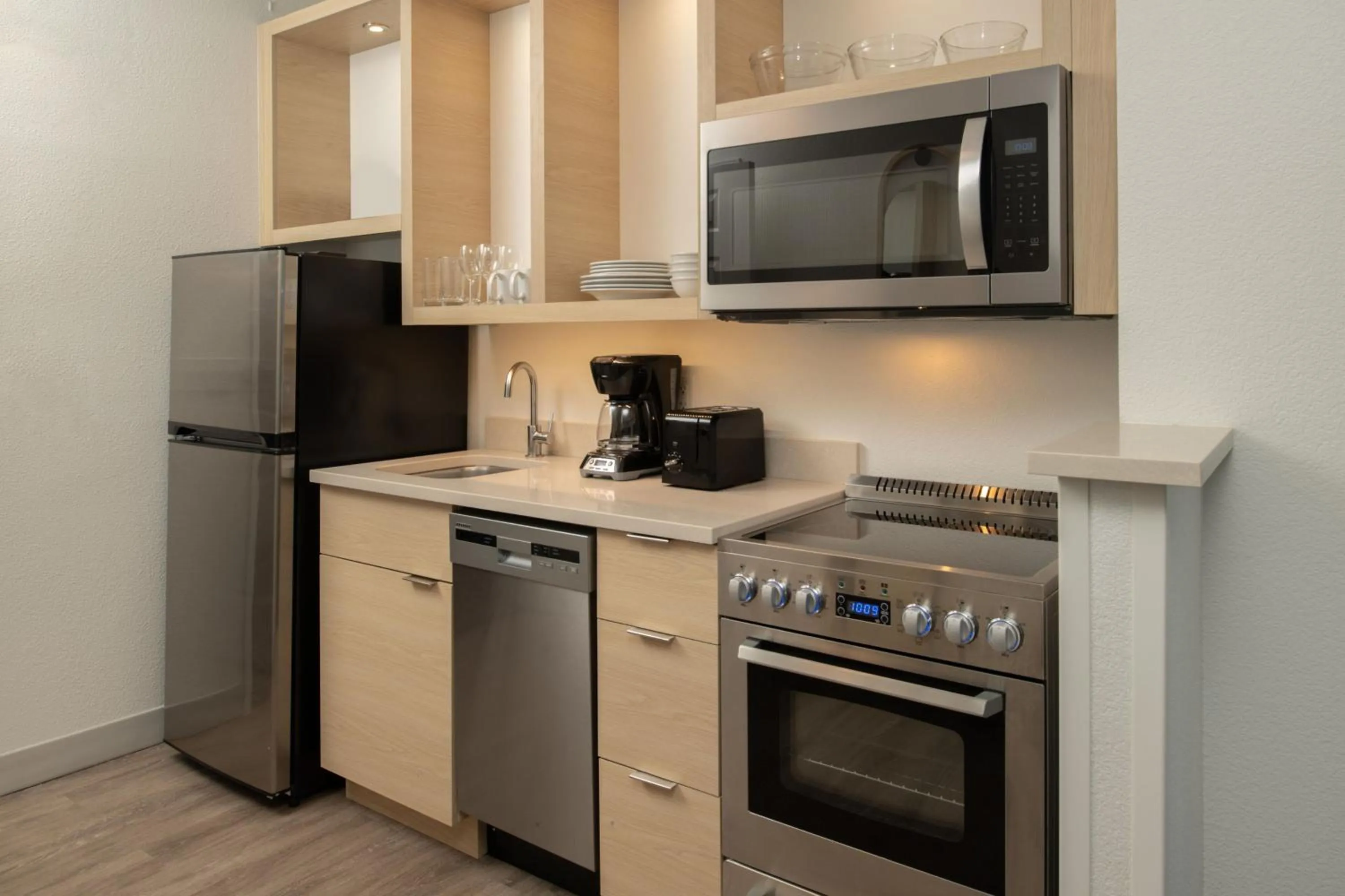 Kitchen or kitchenette in TownePlace Suites San Jose Campbell