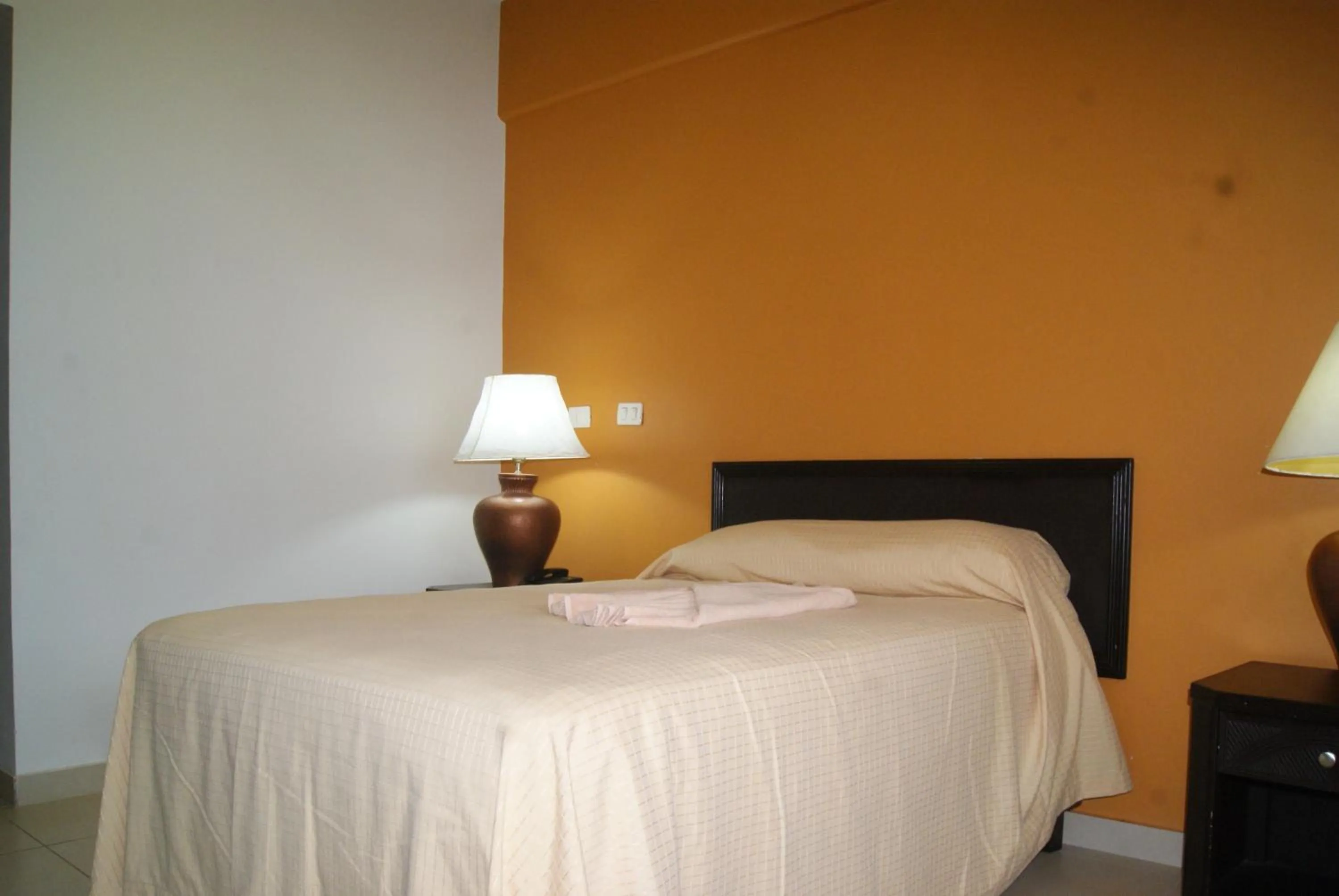 Photo of the whole room in Hotel Miraflores Villahermosa