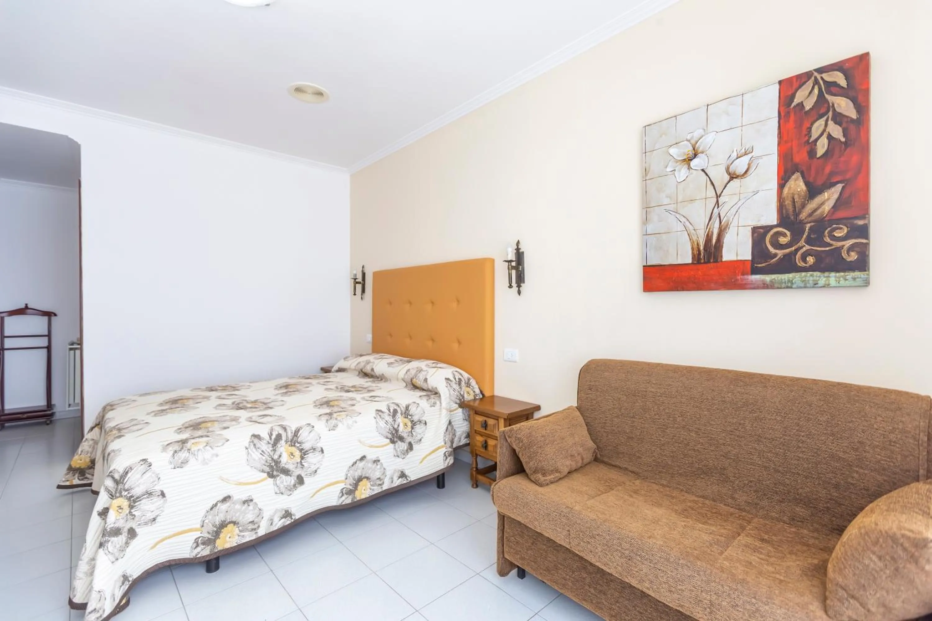 Bed in Hotel Nautilus