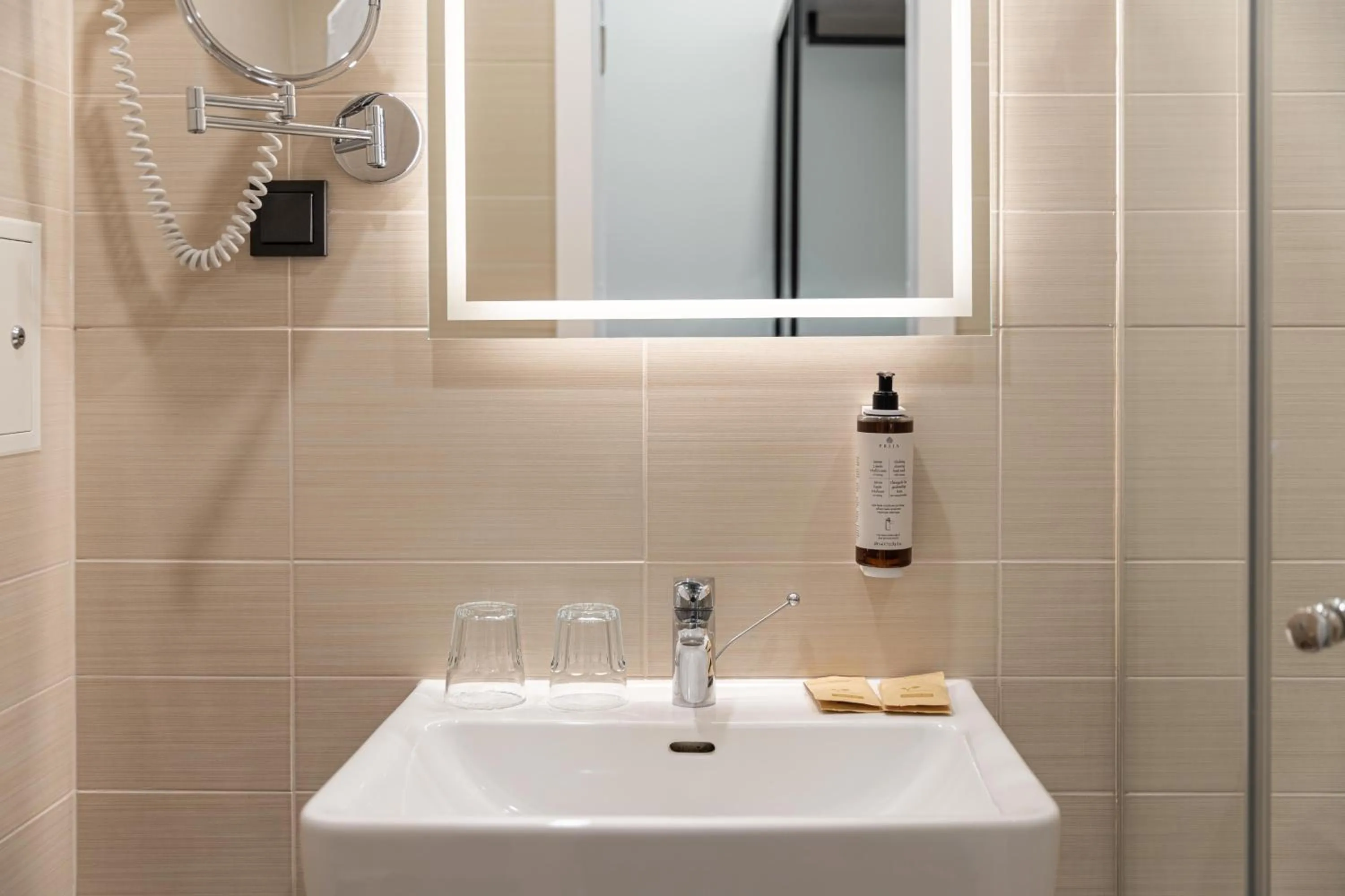 Bathroom in City Hotels Algirdas