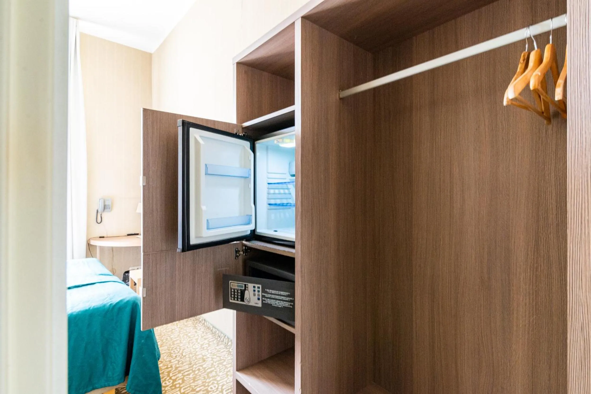 hair dresser in City Hotels Algirdas