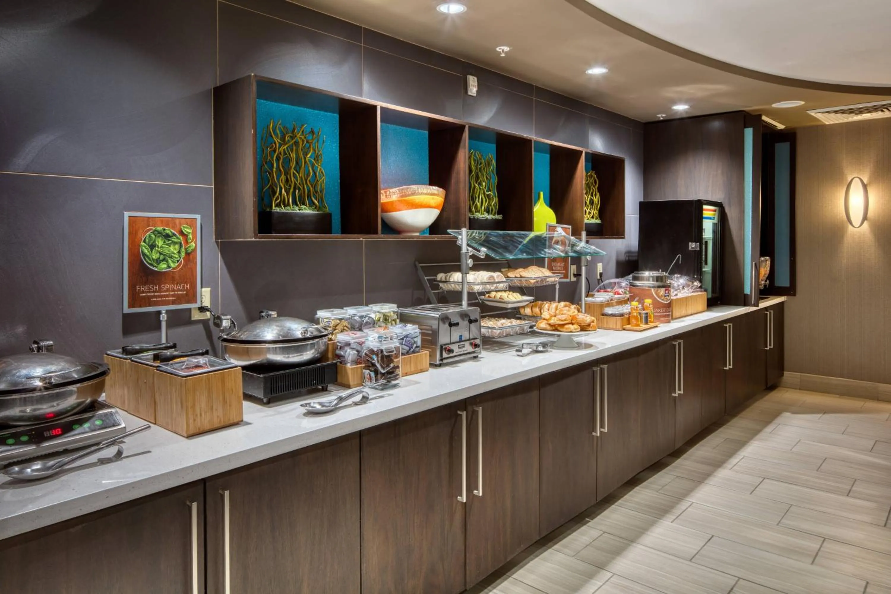 Breakfast in SpringHill Suites by Marriott Salt Lake City Downtown