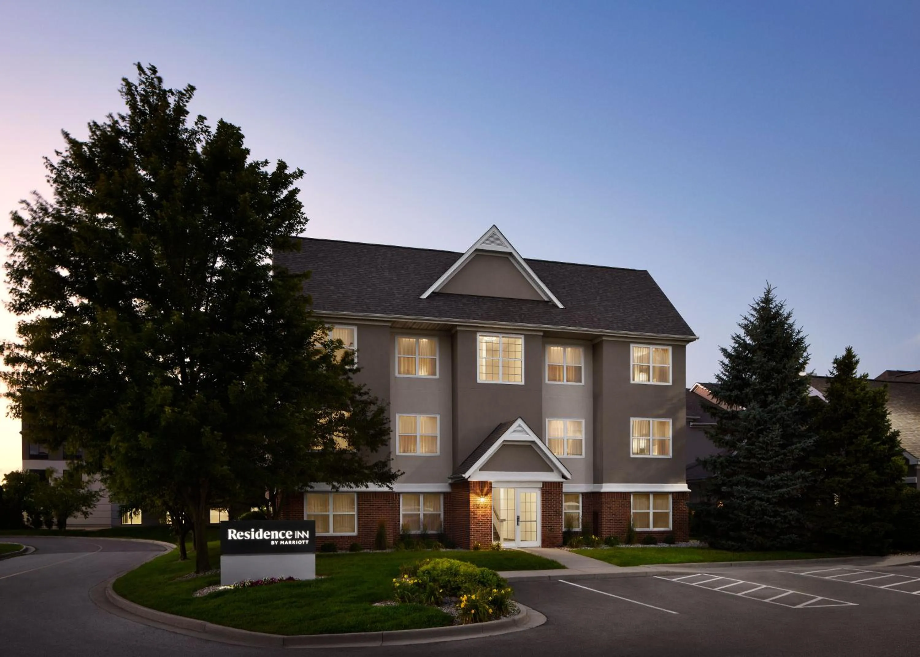 Property building in Residence Inn Indianapolis Northwest