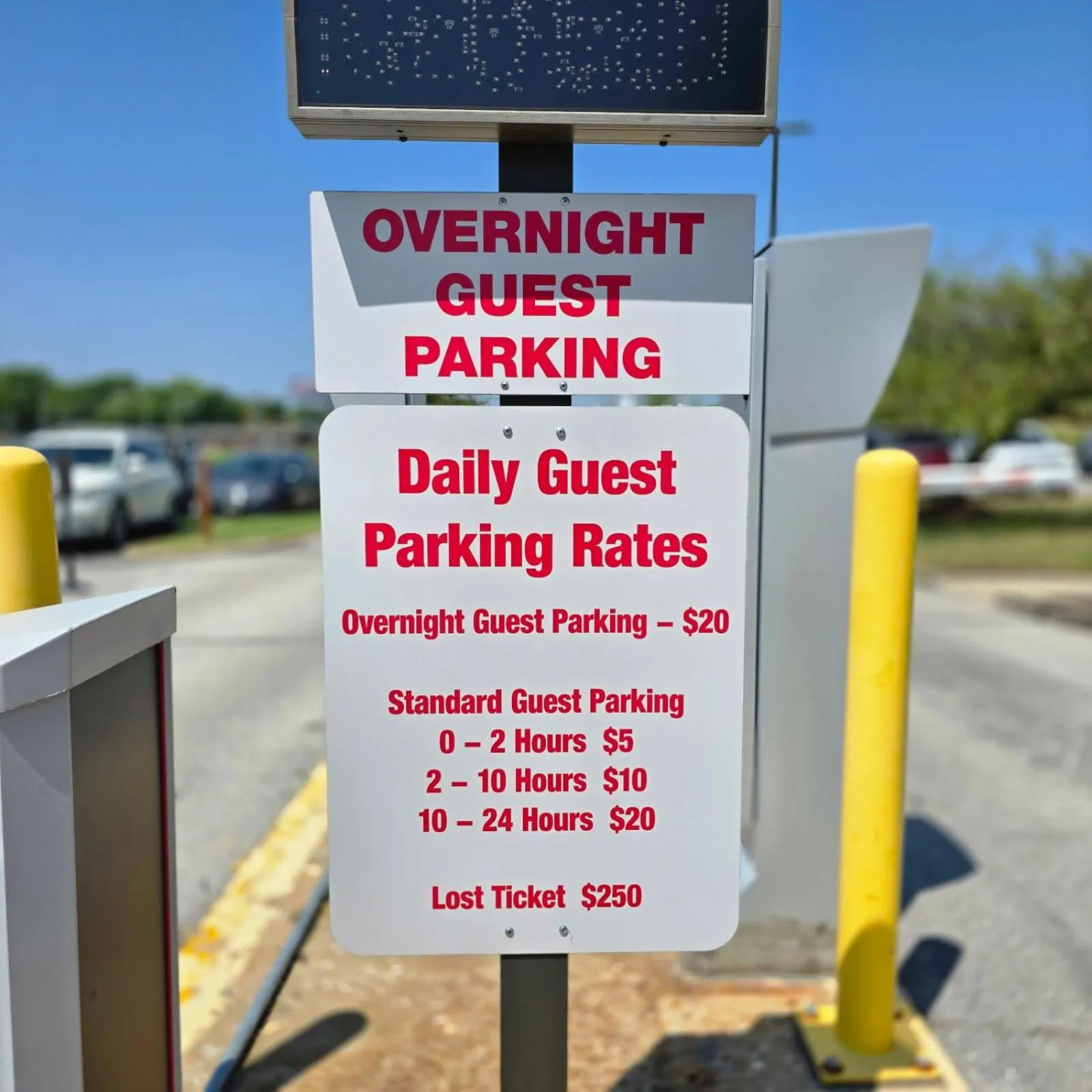 Parking in Renaissance St. Louis Airport Hotel