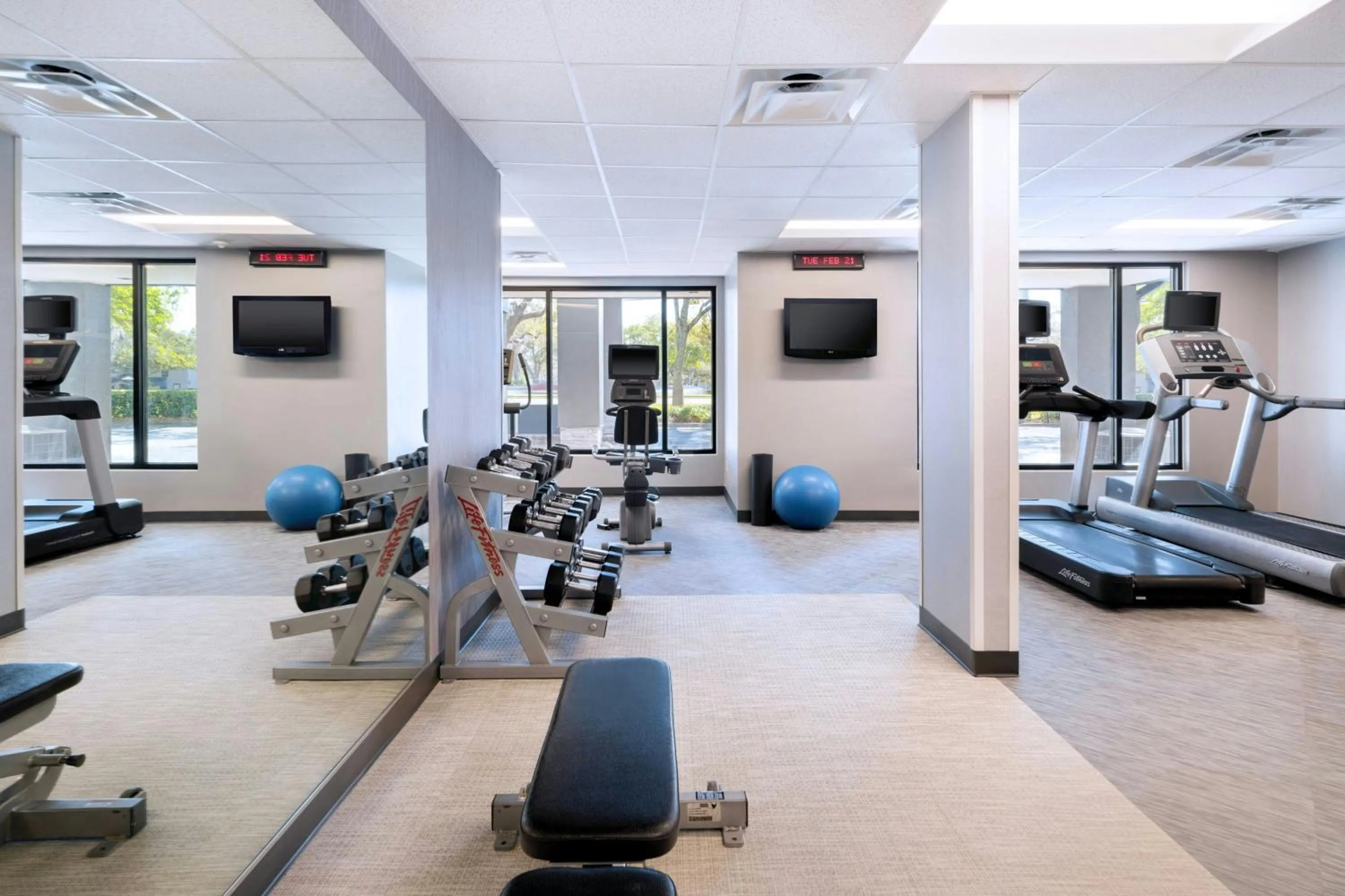 Fitness centre/facilities in Courtyard Tampa North / I-75 Fletcher