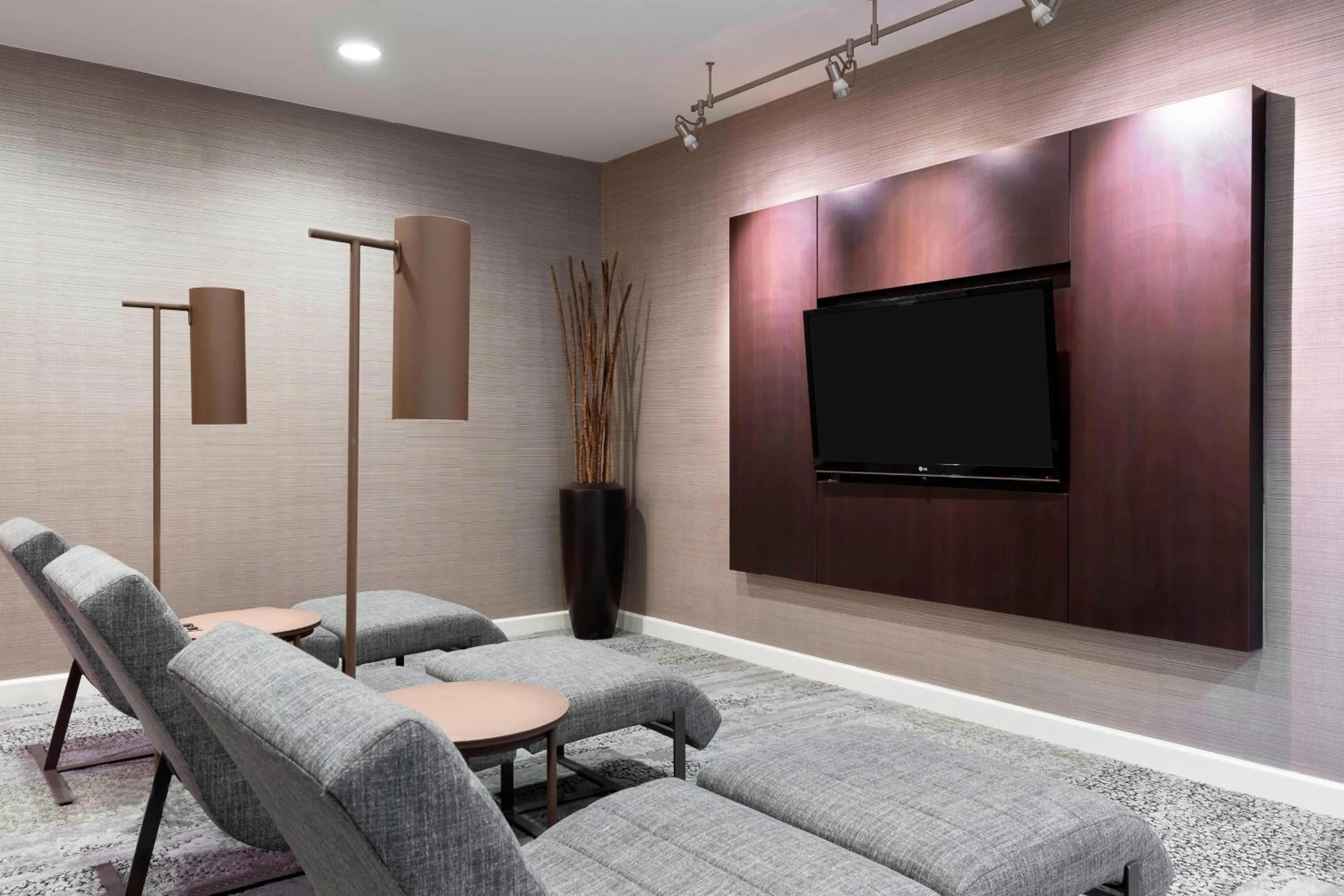 Lobby or reception in Courtyard Tampa Downtown