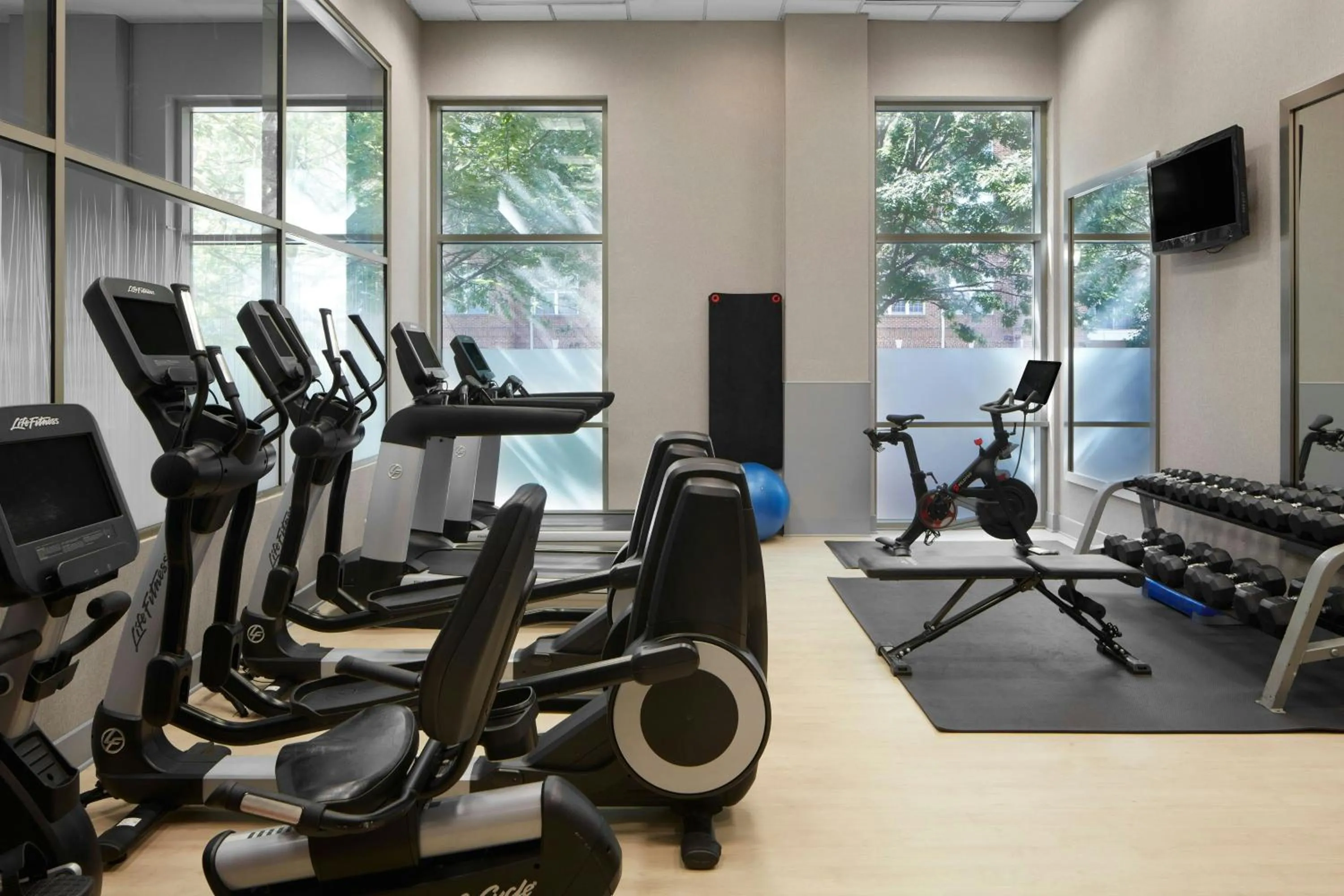 Fitness centre/facilities in Residence Inn Arlington Courthouse