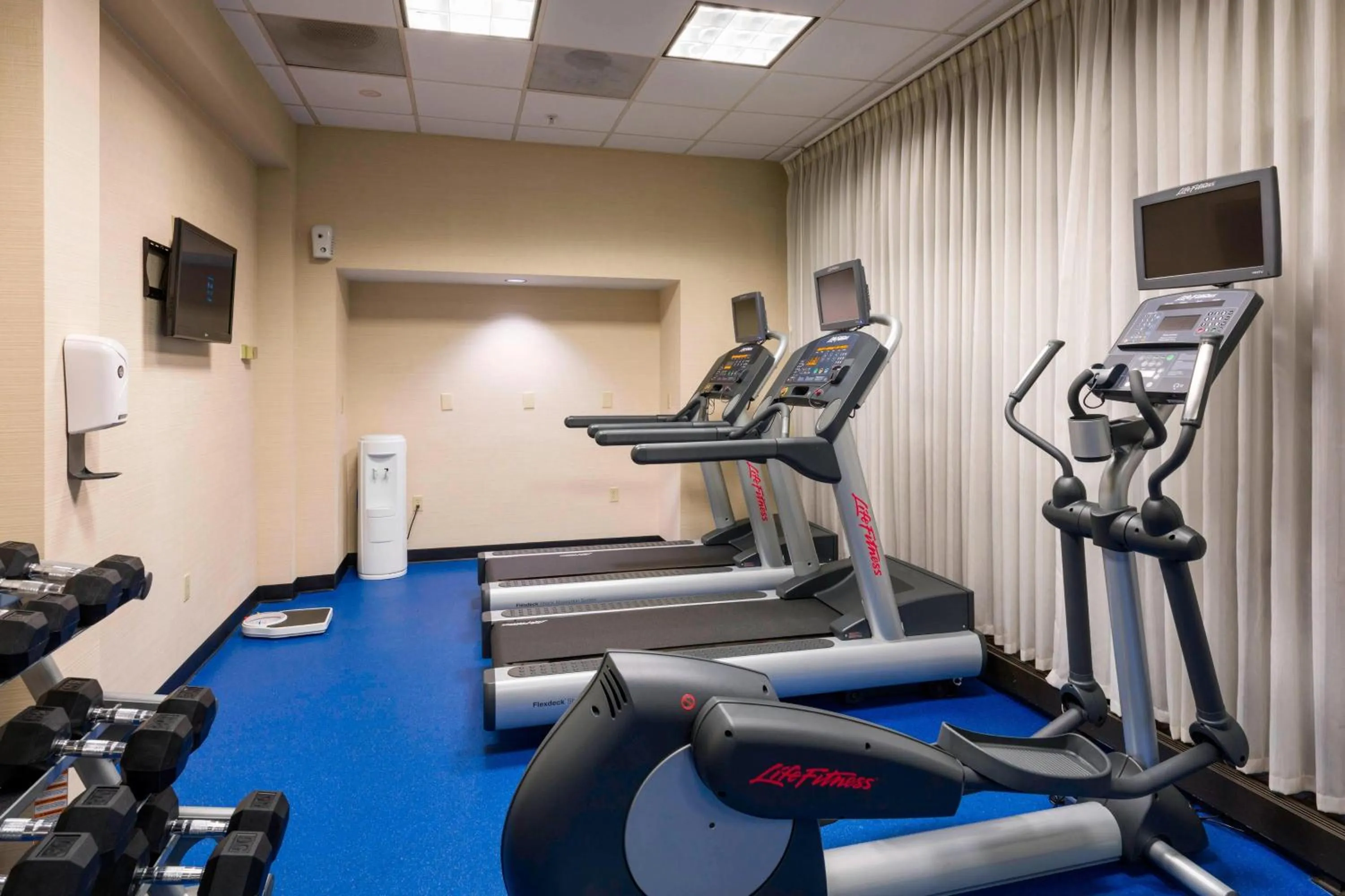 Fitness centre/facilities in Fairfield Inn by Marriott Laurel