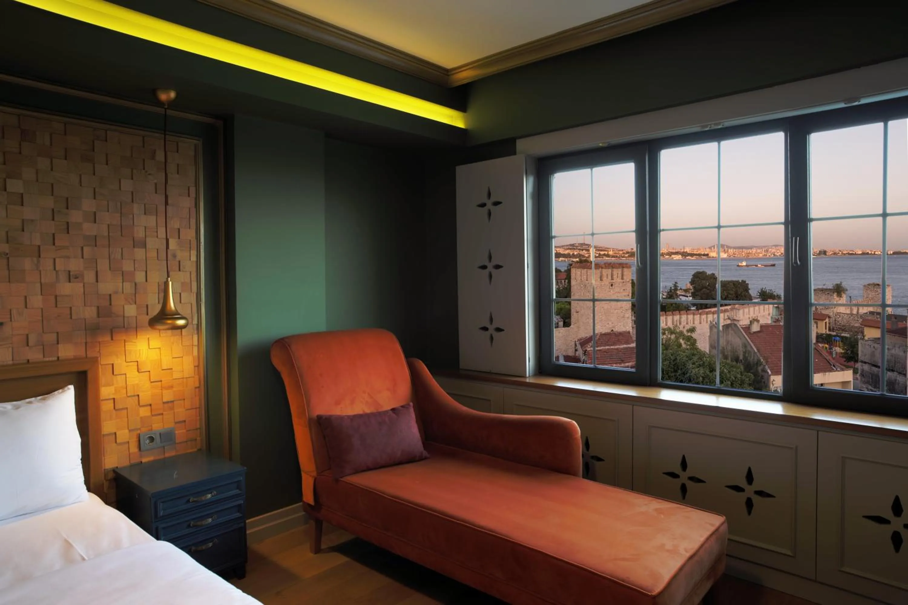 Bedroom, Bed in Sublime Porte Hotel