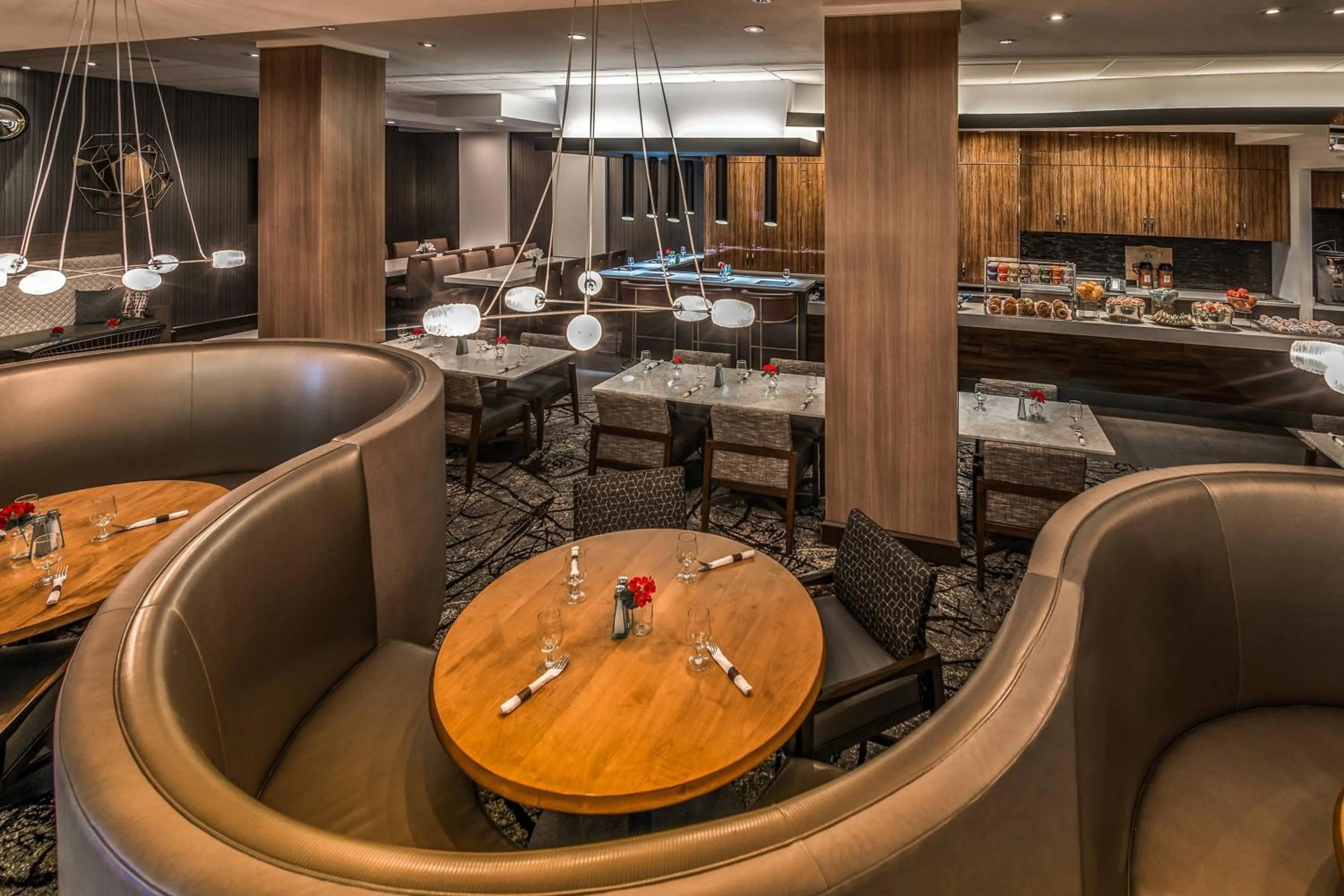 Restaurant/places to eat in Courtyard by Marriott Bethesda Chevy Chase