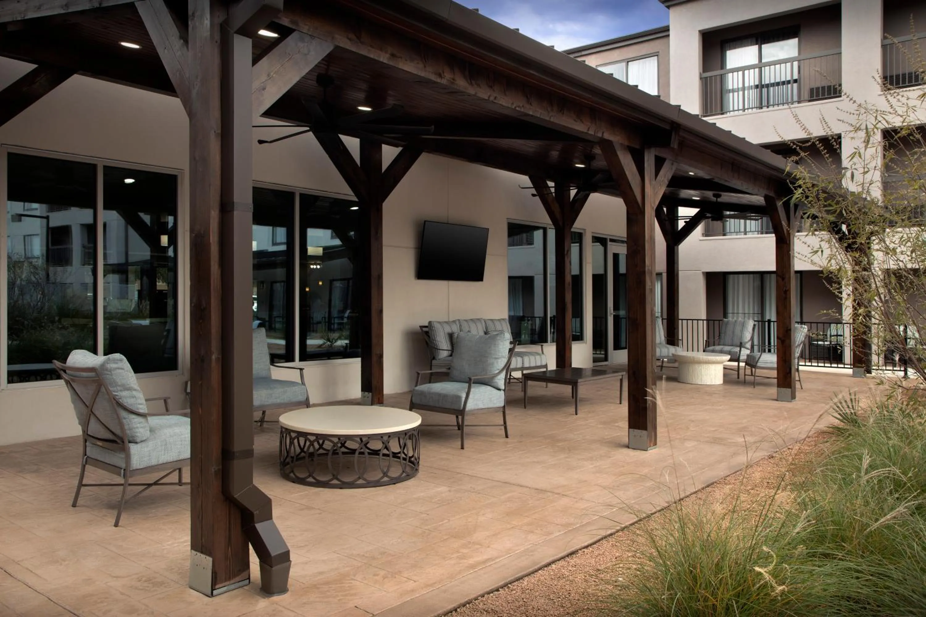 Patio in Courtyard by Marriott Waco