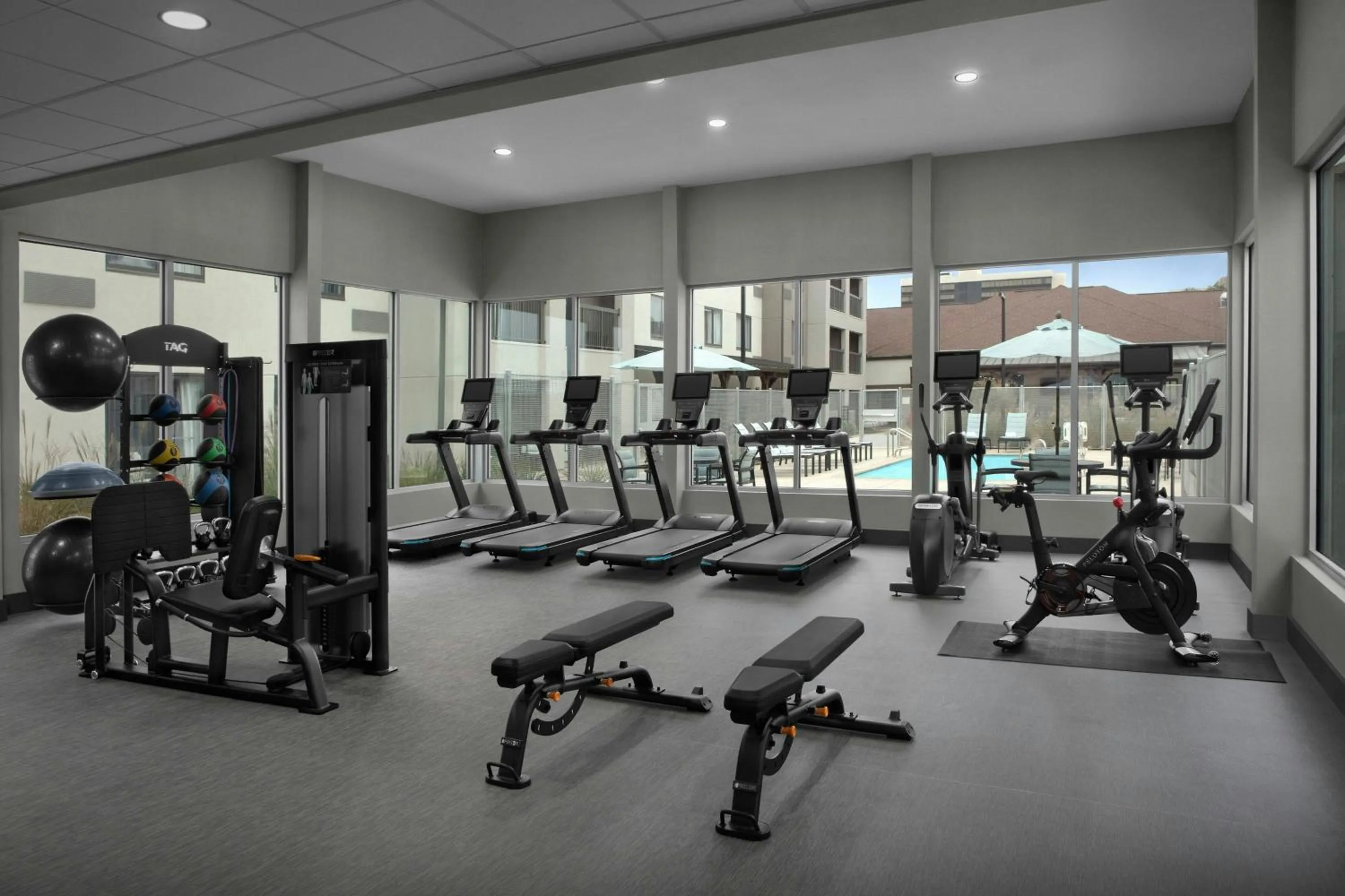 Fitness centre/facilities in Courtyard by Marriott Waco