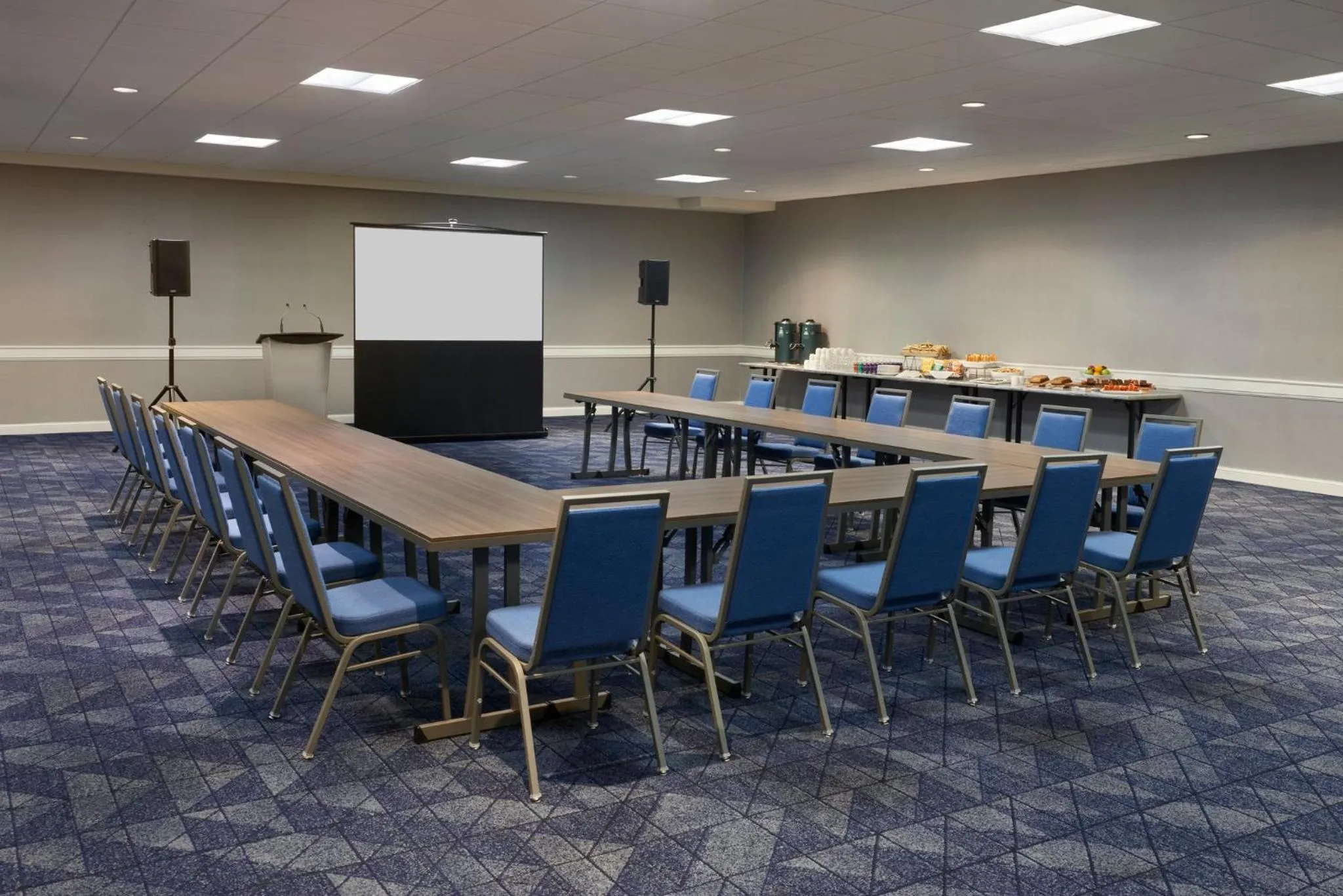 Meeting/conference room in Courtyard by Marriott Ottawa Downtown