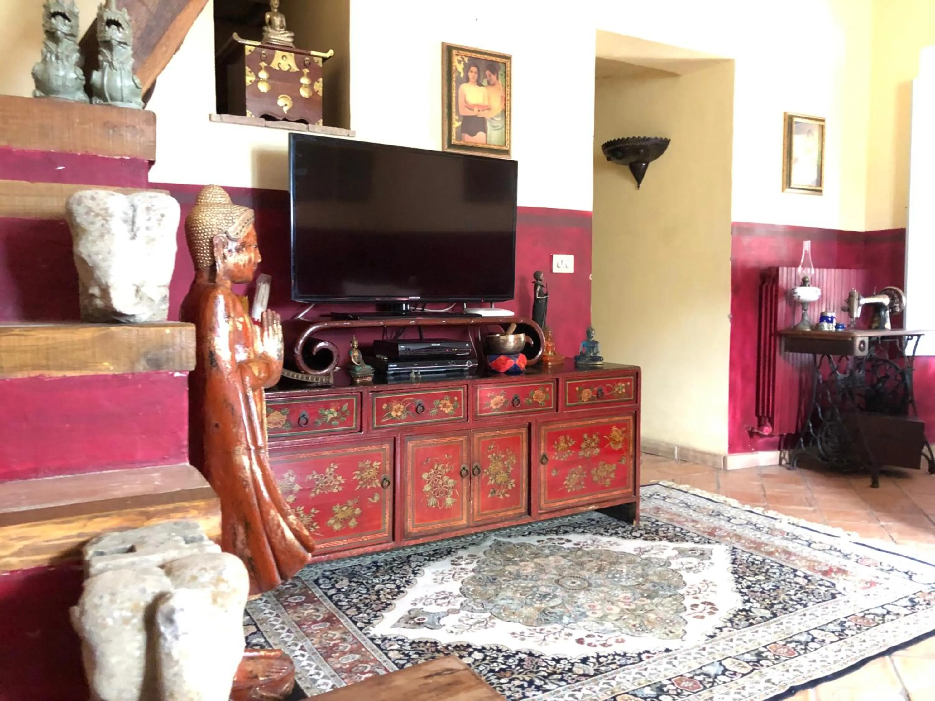Communal lounge/ TV room in L'antico Molino