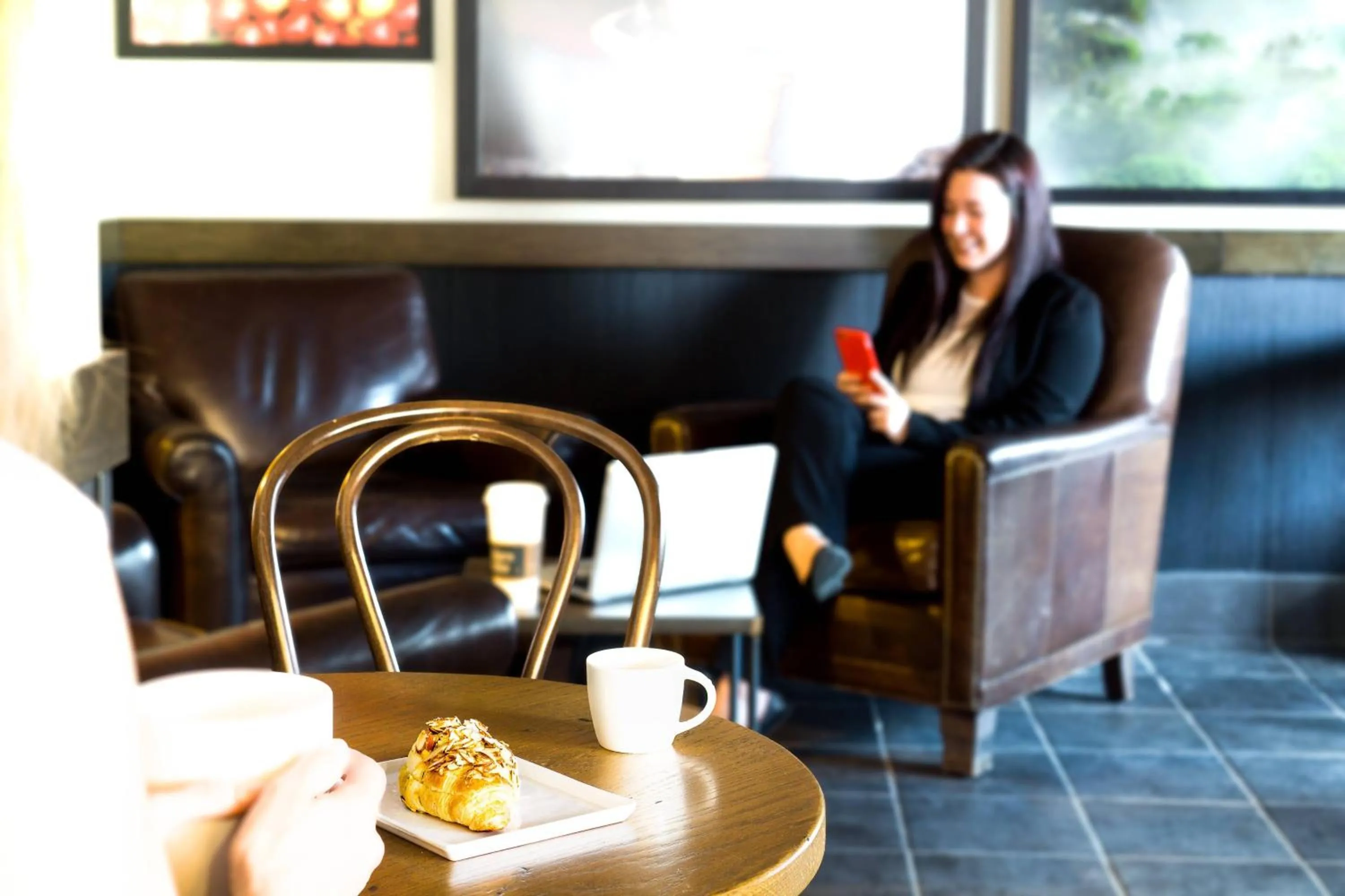 Restaurant/places to eat in Ottawa Marriott Hotel