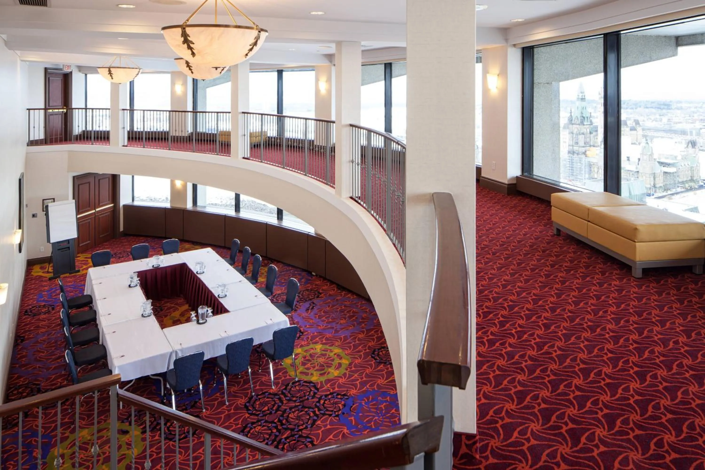 Meeting/conference room, Bed in Ottawa Marriott Hotel