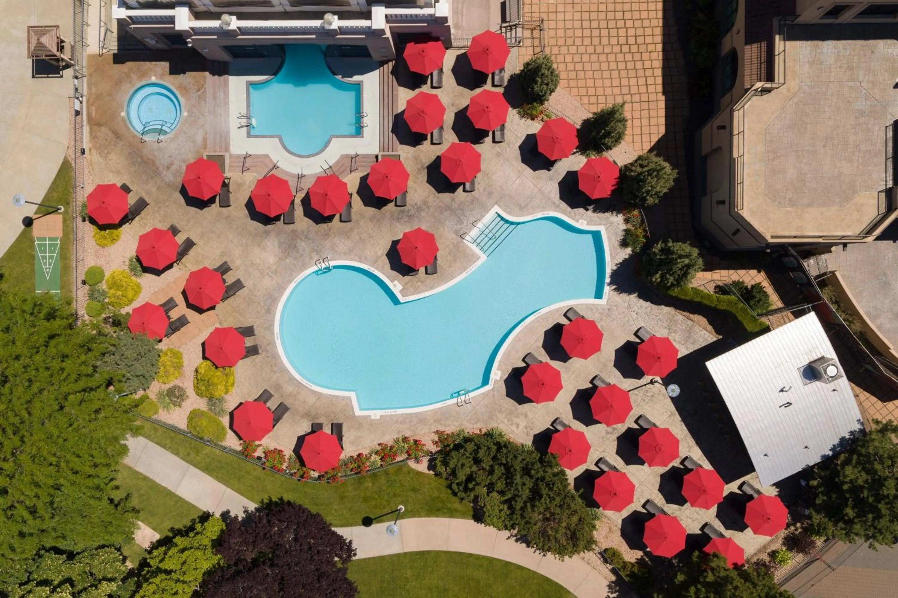 Area and facilities in Delta Hotels by Marriott Grand Okanagan Resort