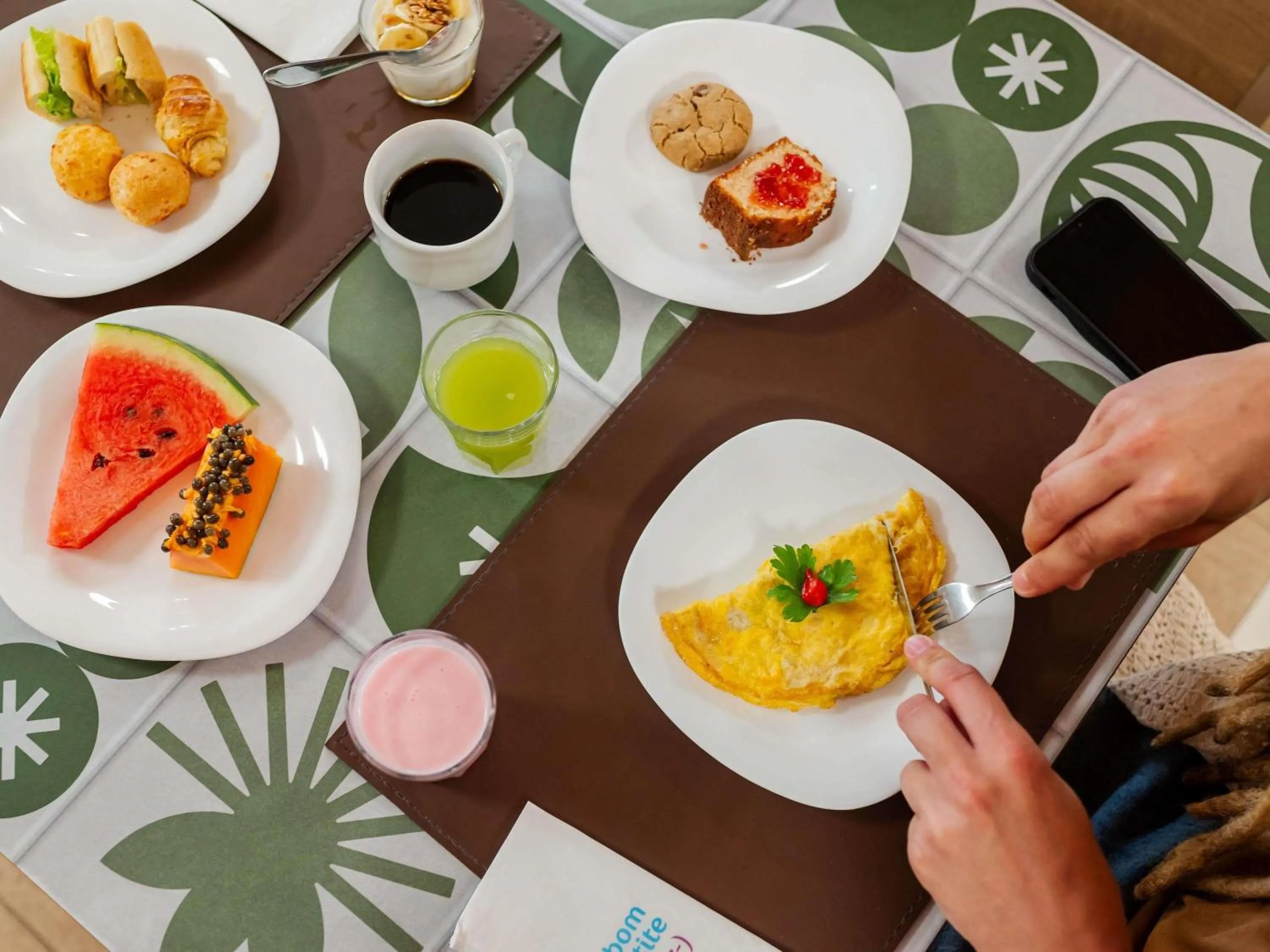 Restaurant/places to eat in Ibis Styles Campinas Alphaville