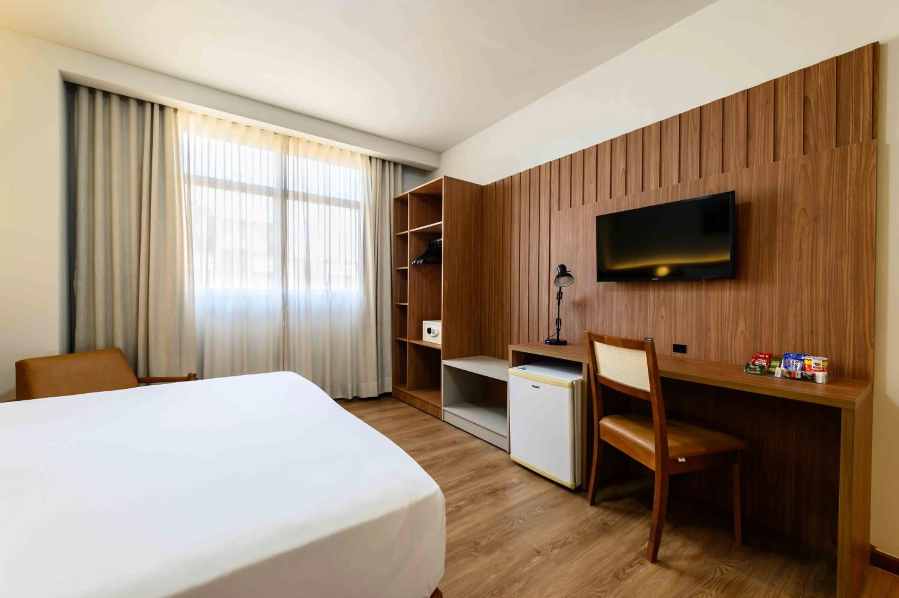 Bed in Vitoria Praia Hotel