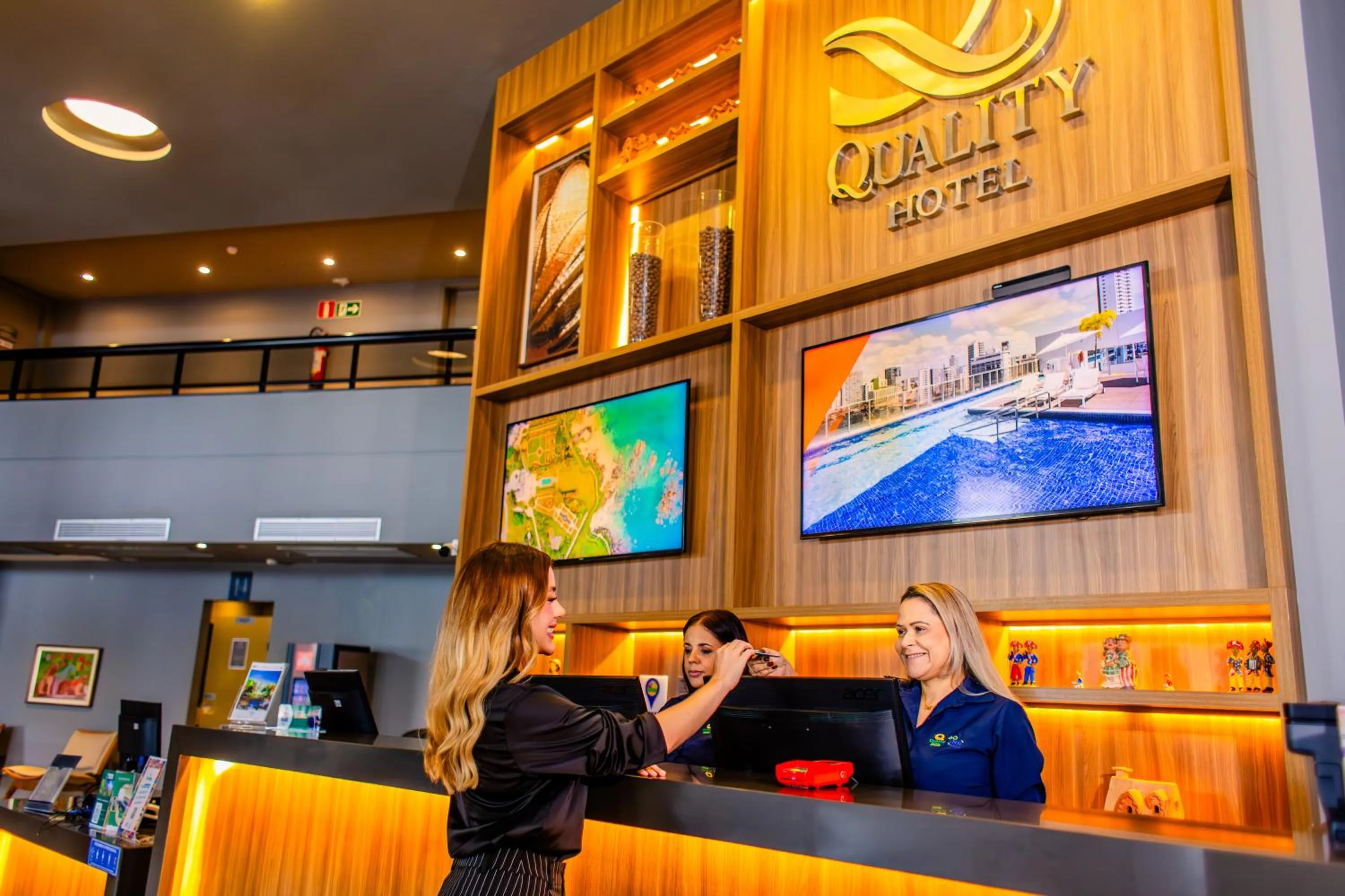 Lobby or reception in Quality Hotel Aracaju
