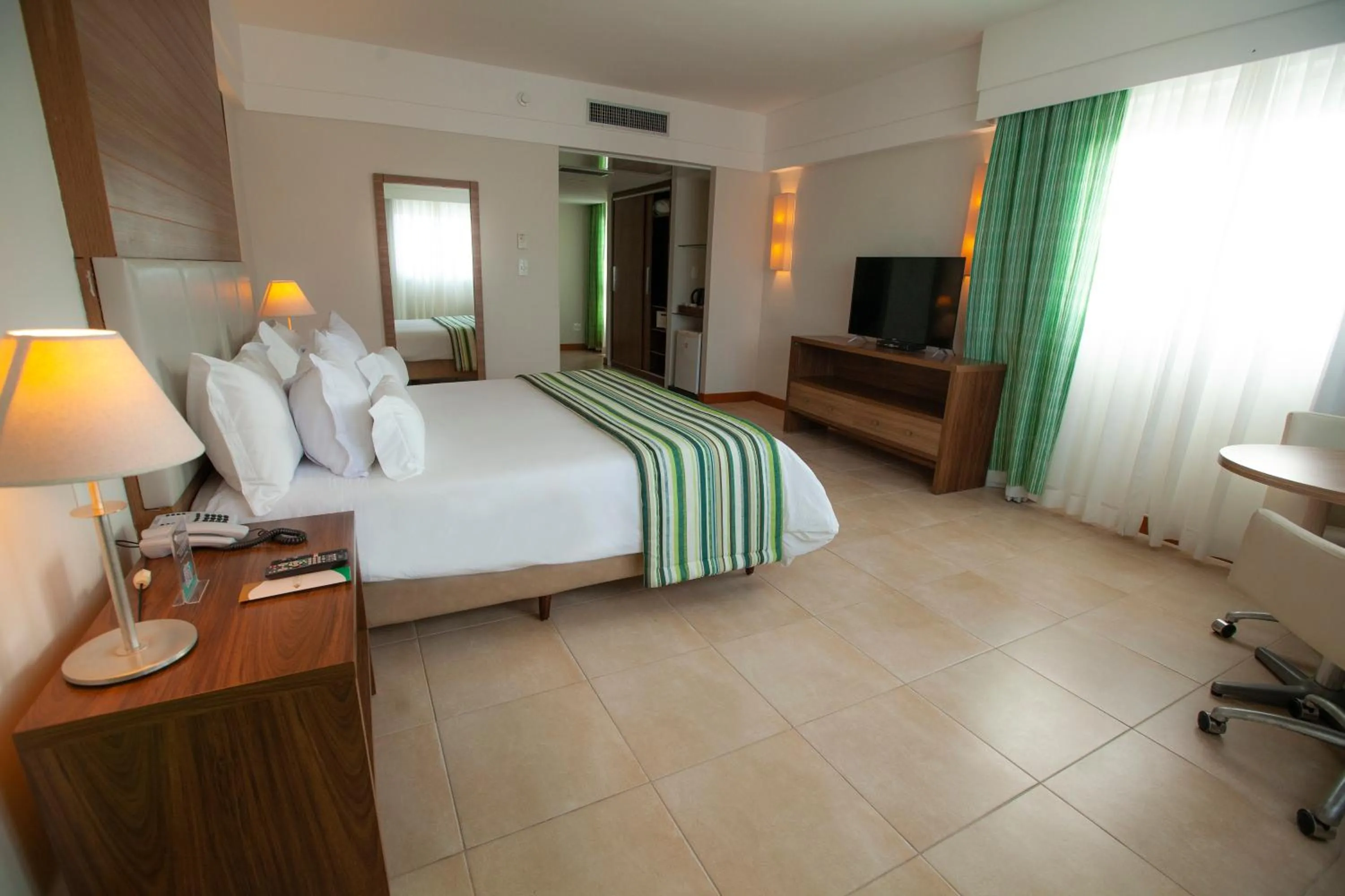 Bedroom, Bed in Vidam Hotel Aracaju - Transamerica Collection