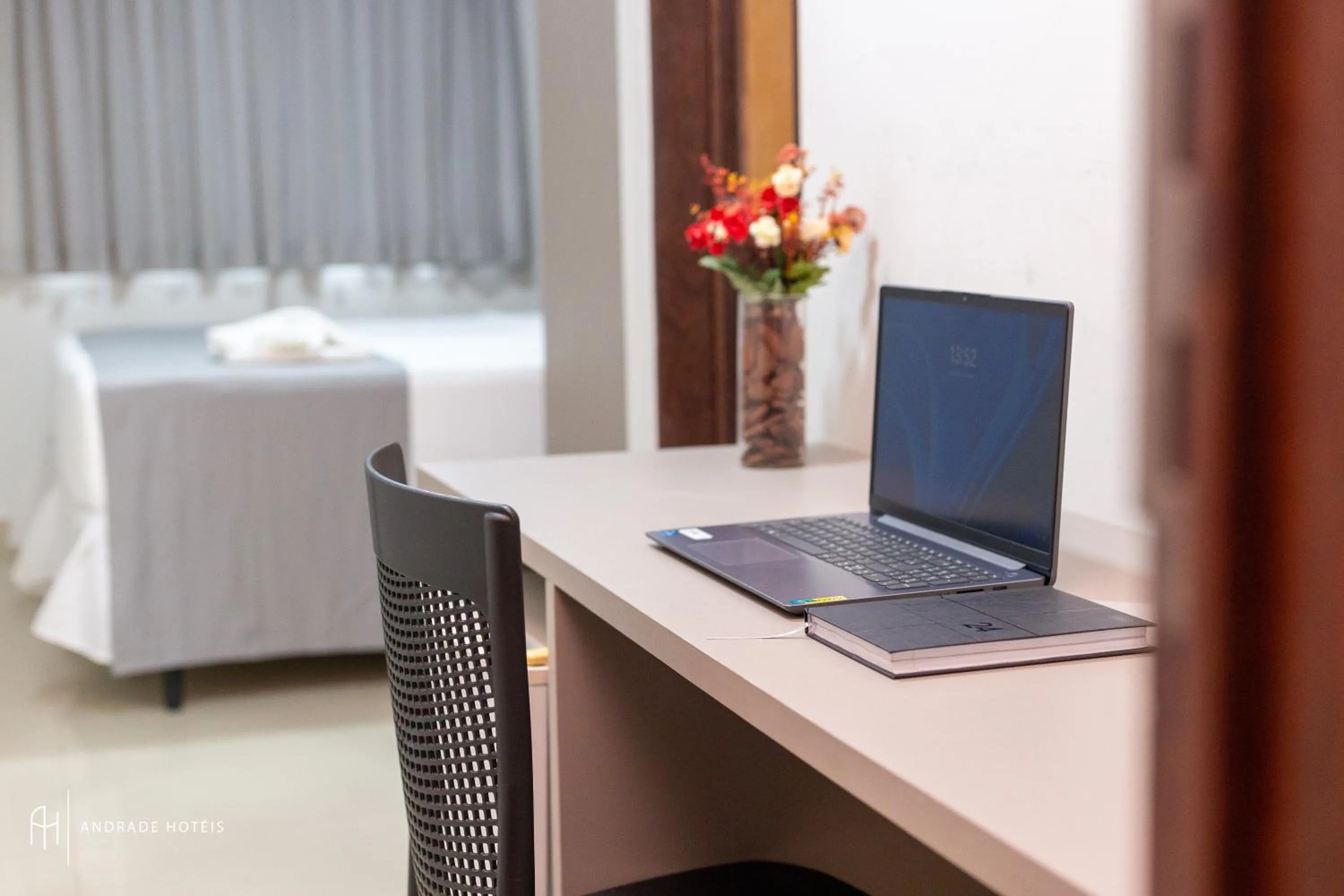 Photo of the whole room, Bed in Rede Andrade Solmar