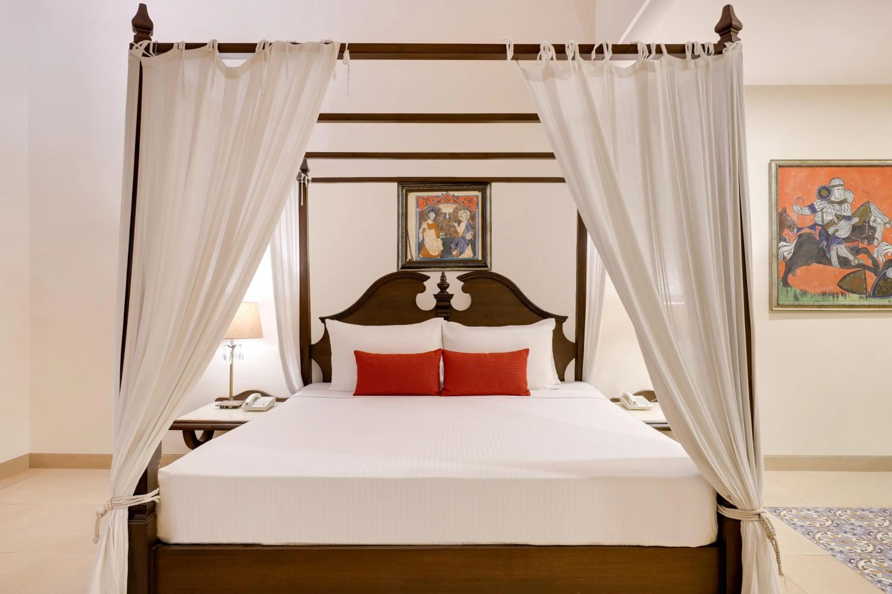 Bed in Lemon Tree Amarante Beach Resort, Goa