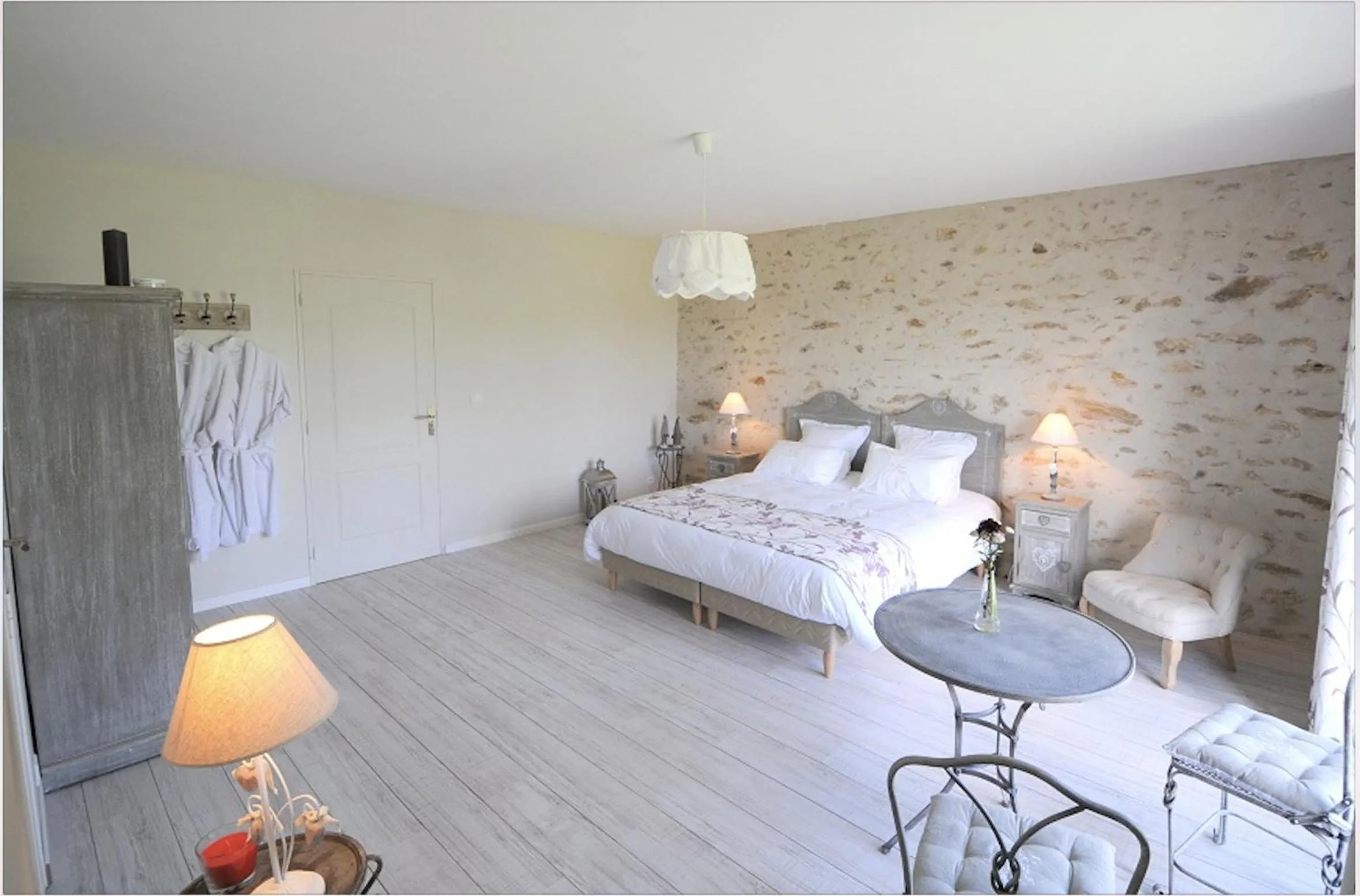 Bedroom, Bed in FERME DE L'EREAU