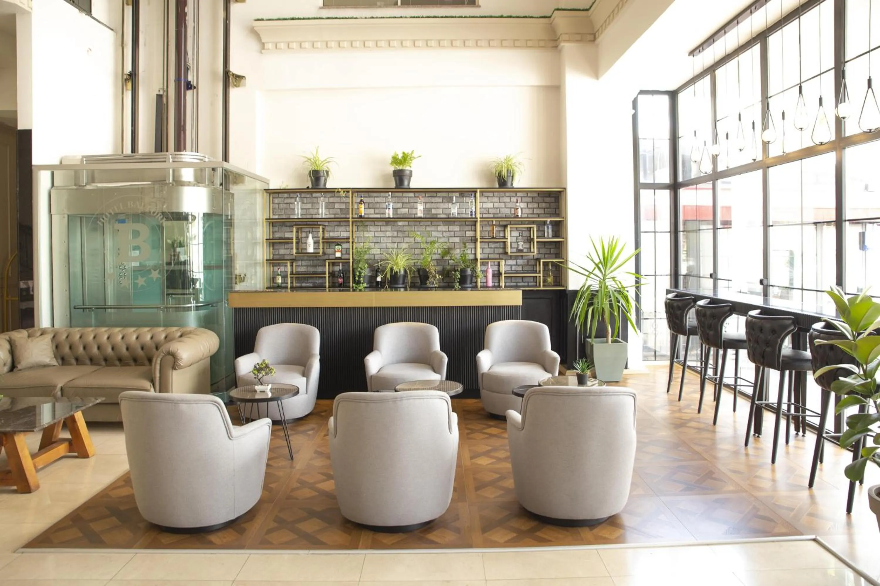 Seating area in New Balturk Hotel Izmit