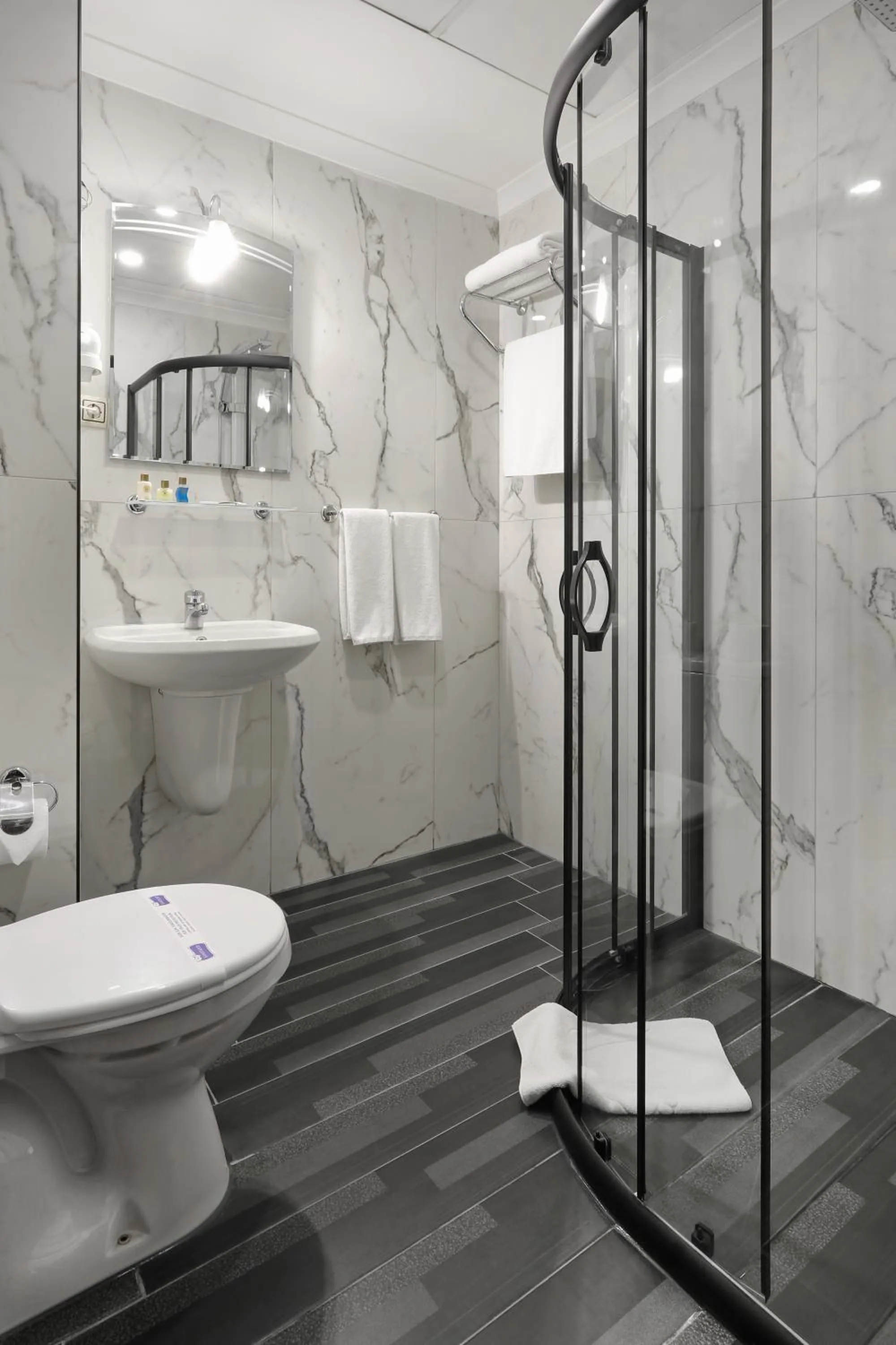 Bathroom in New Balturk Hotel Izmit