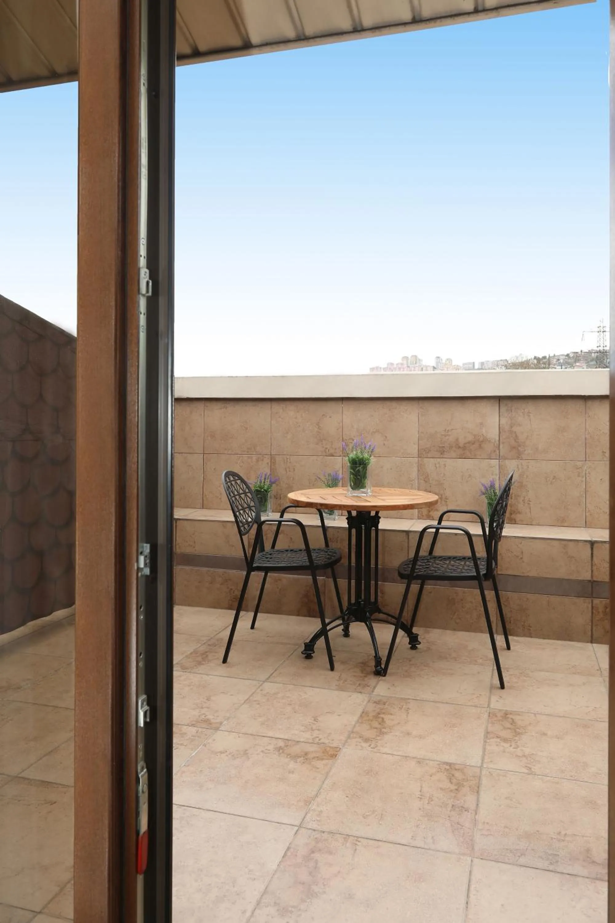 Patio in New Balturk Hotel Izmit