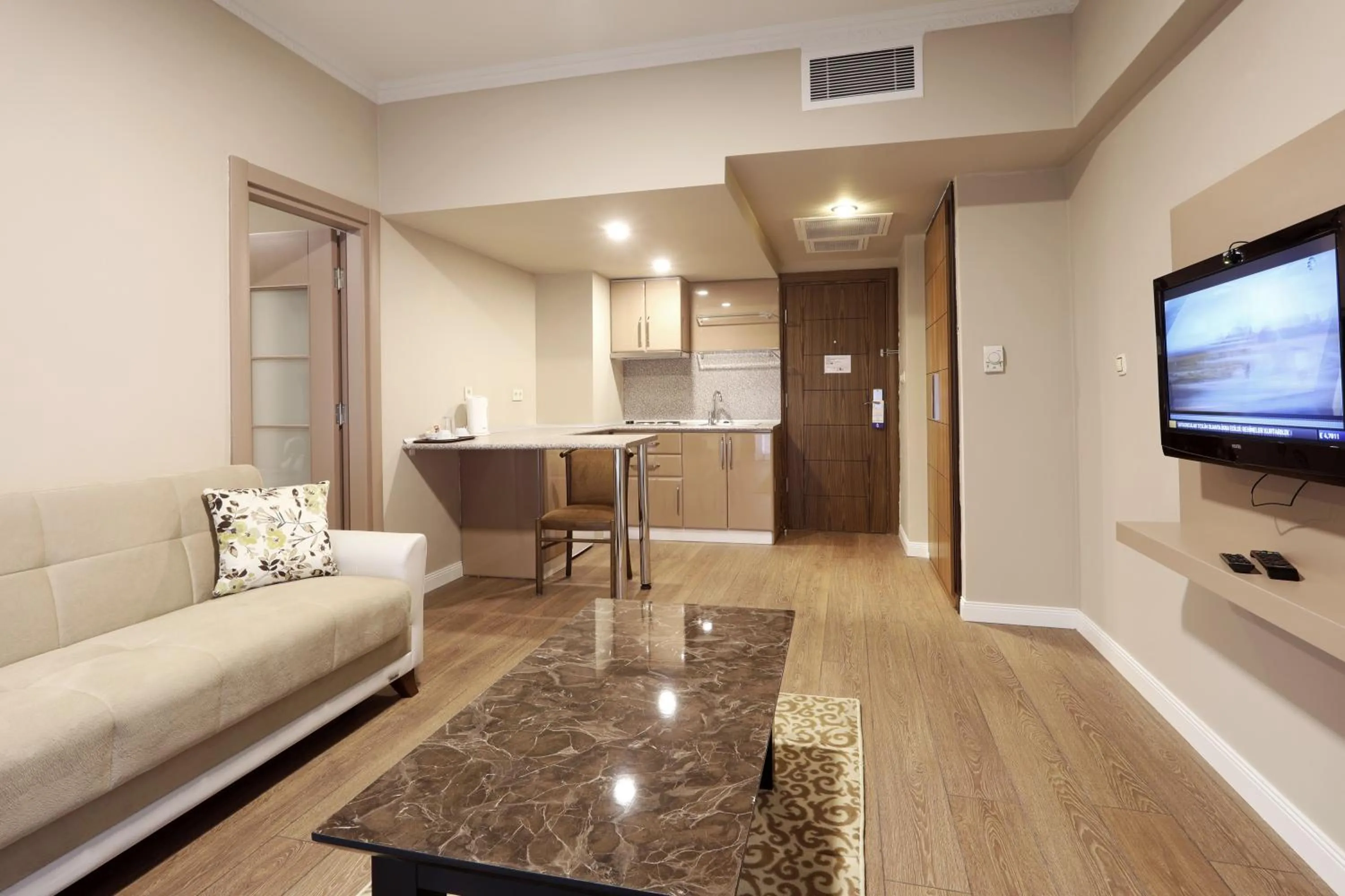 Living room in New Balturk Hotel Izmit