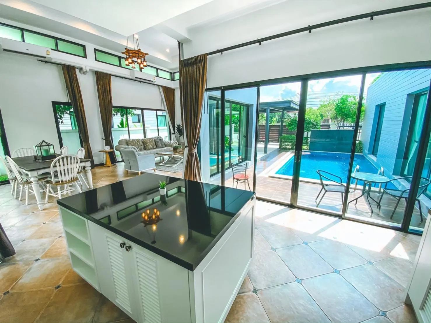 Pool view in Royal Sammuk Villa