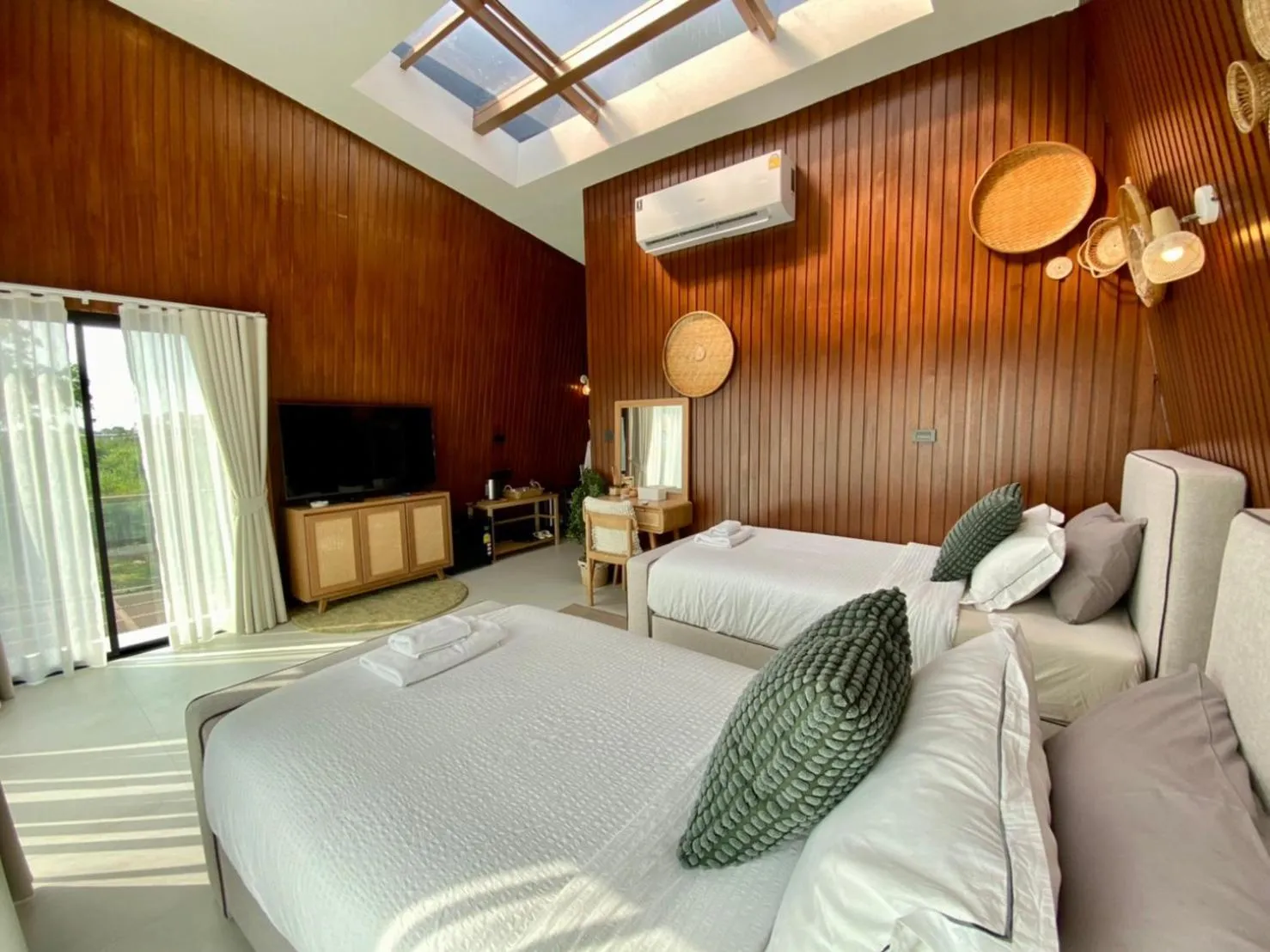 Bed in Royal Sammuk Villa