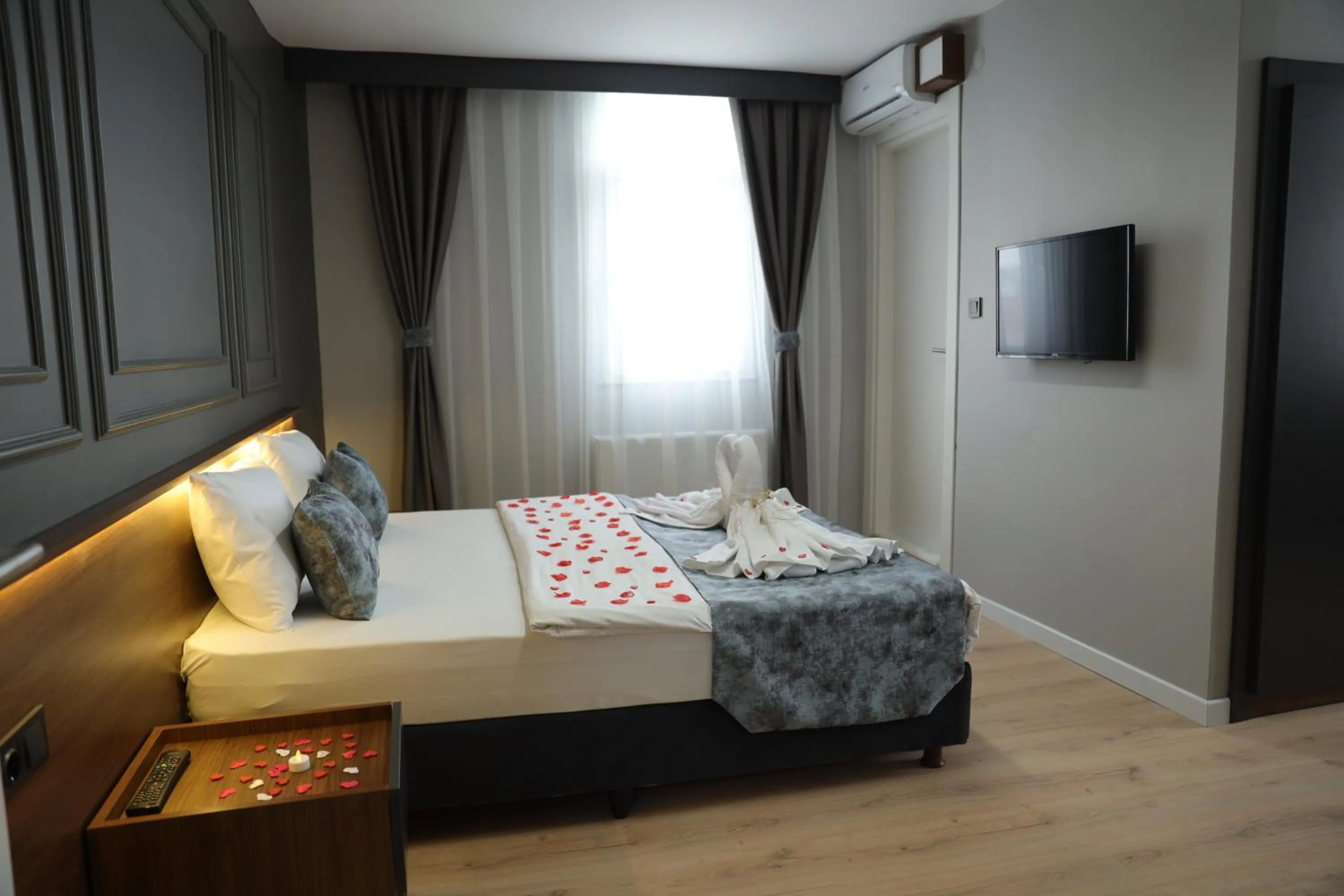 Bed in Turkuaz Hotel