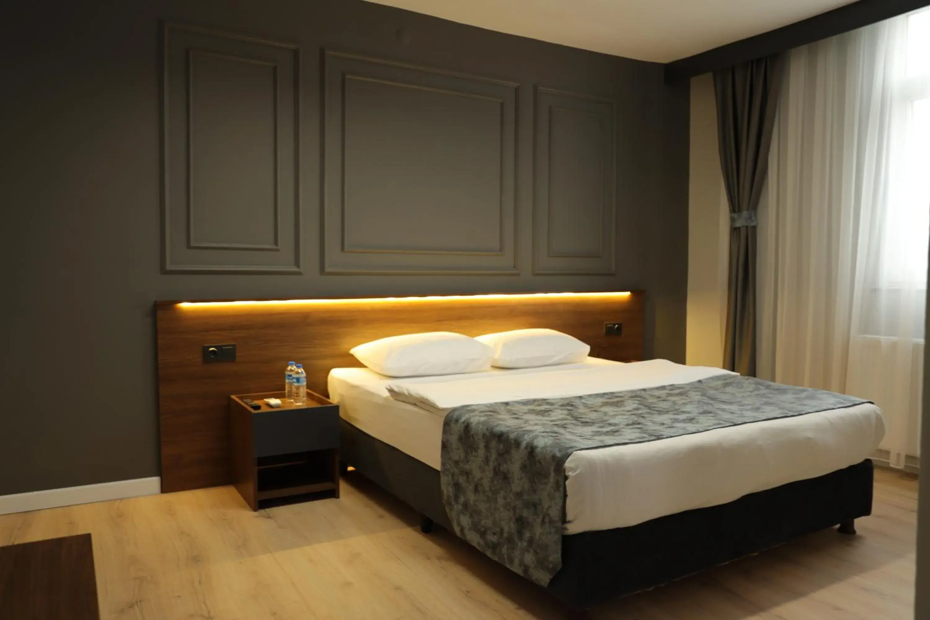 Single Room in Turkuaz Hotel Single Room in Turkuaz Hotel