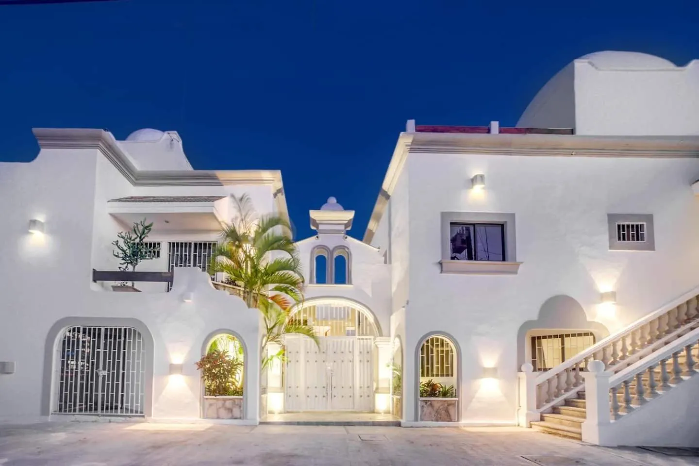 Valentina Suites by Las Flores Vacation Rentals