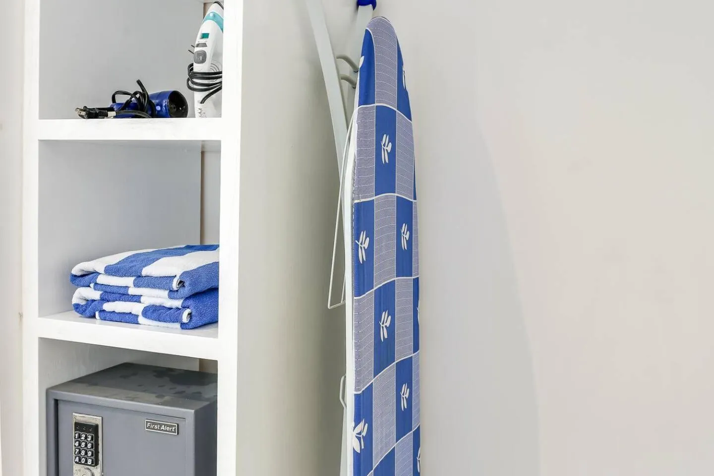 Valentina Suites by Las Flores Vacation Rentals