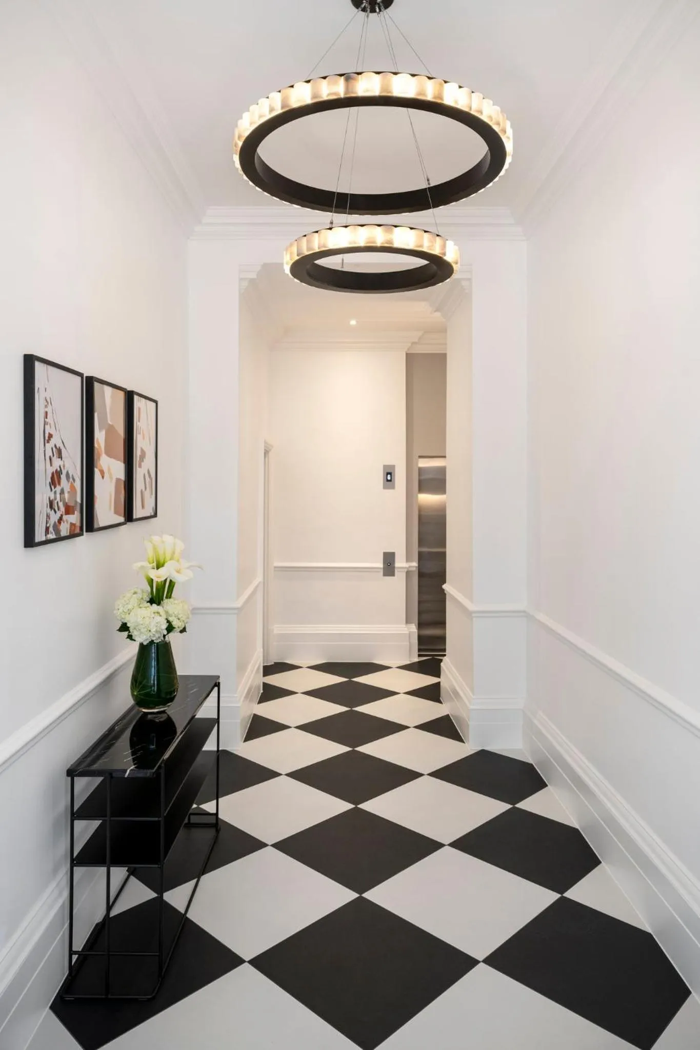 Decorative detail in COMO Metropolitan London