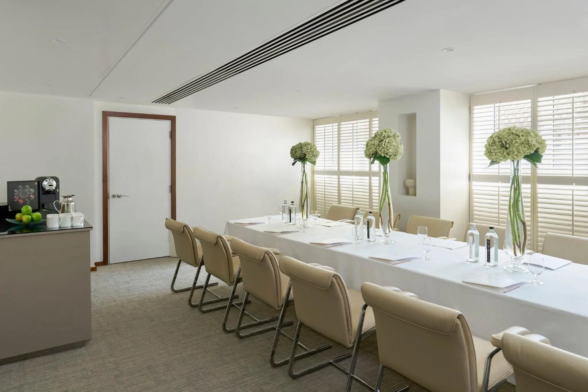 Business facilities in COMO Metropolitan London