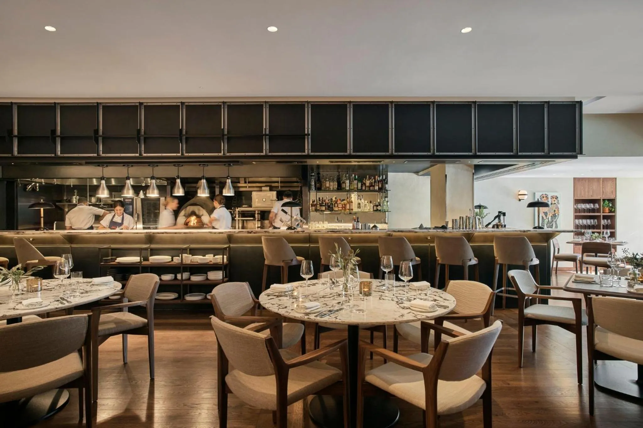Restaurant/places to eat in COMO Metropolitan London