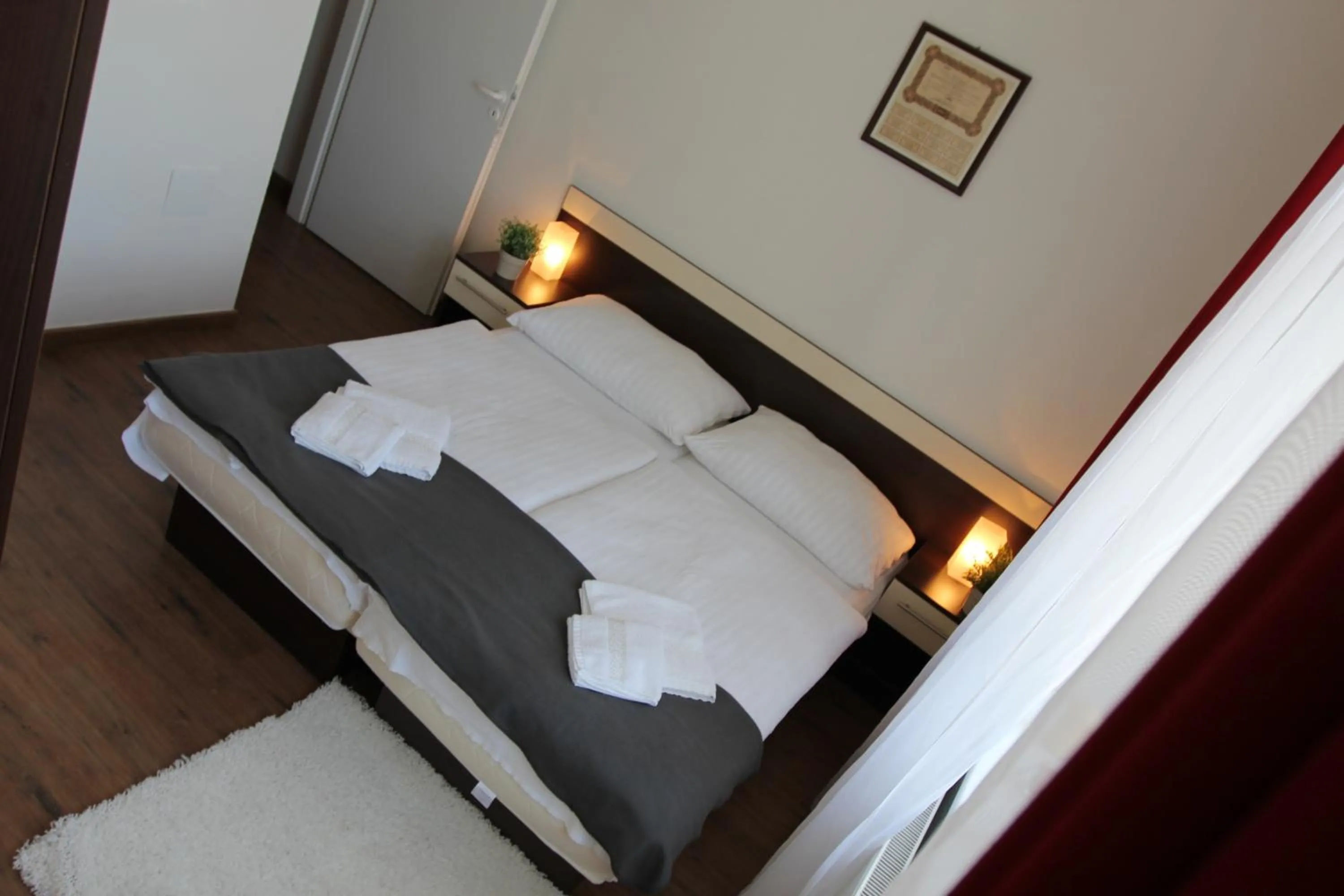 Bed in Residence Vysta