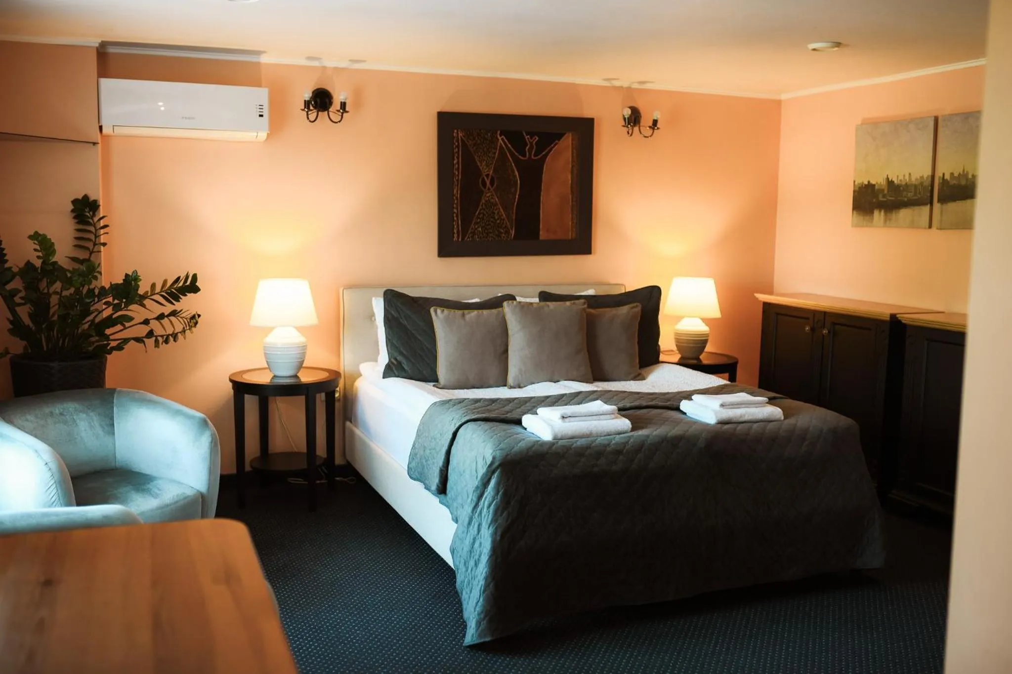 Bedroom, Bed in Ferdinands