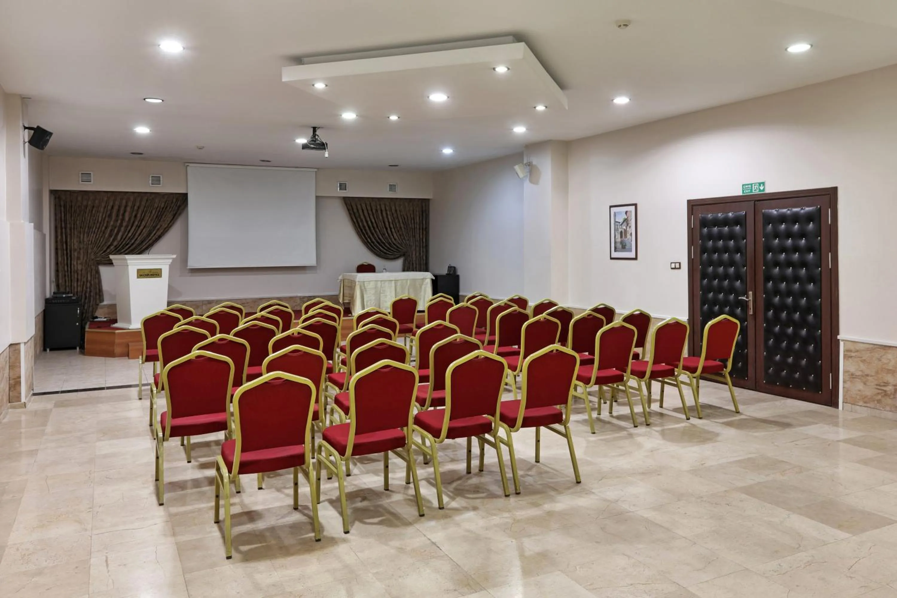Business facilities in Seckin Hotel