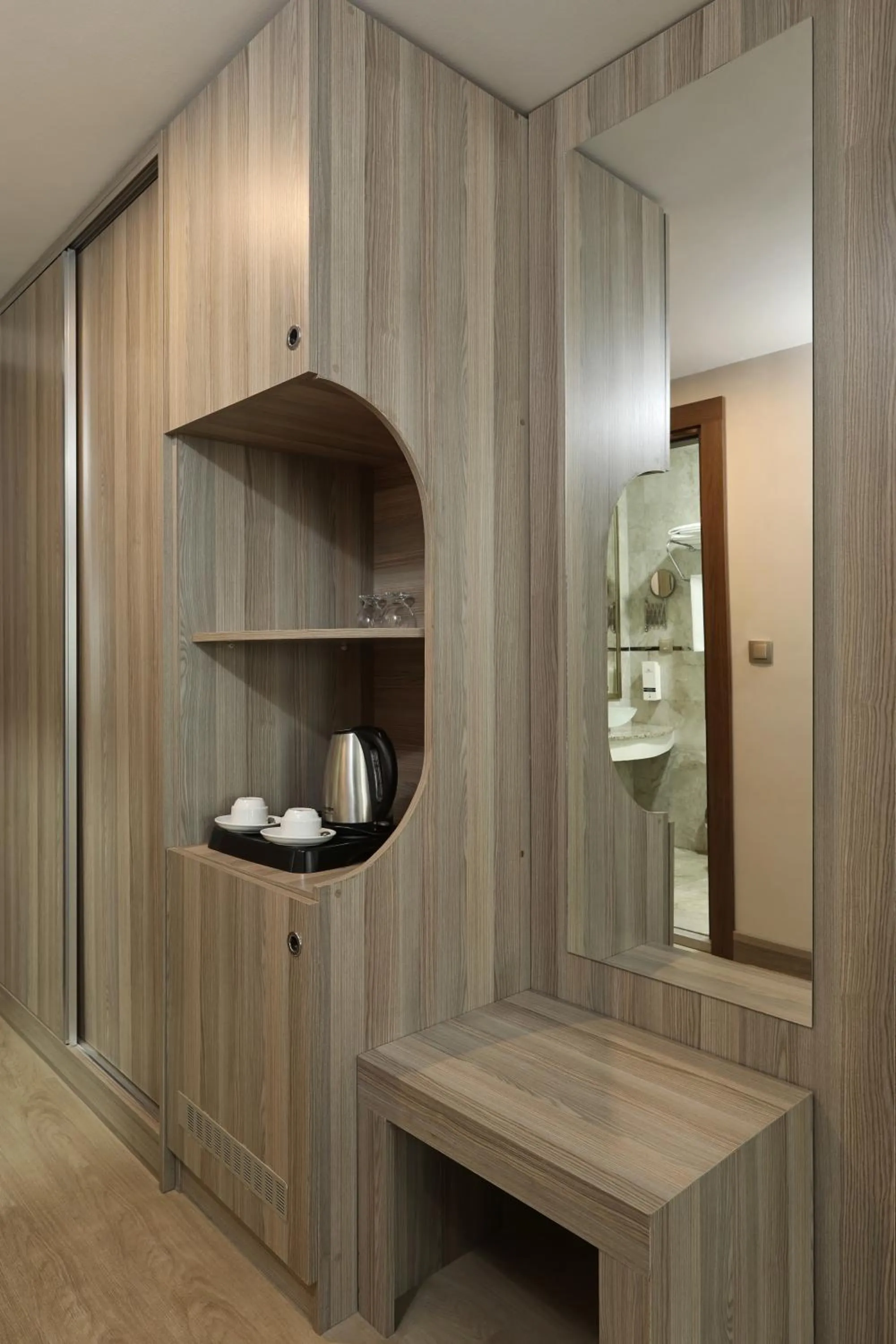 Coffee/tea facilities in Seckin Hotel