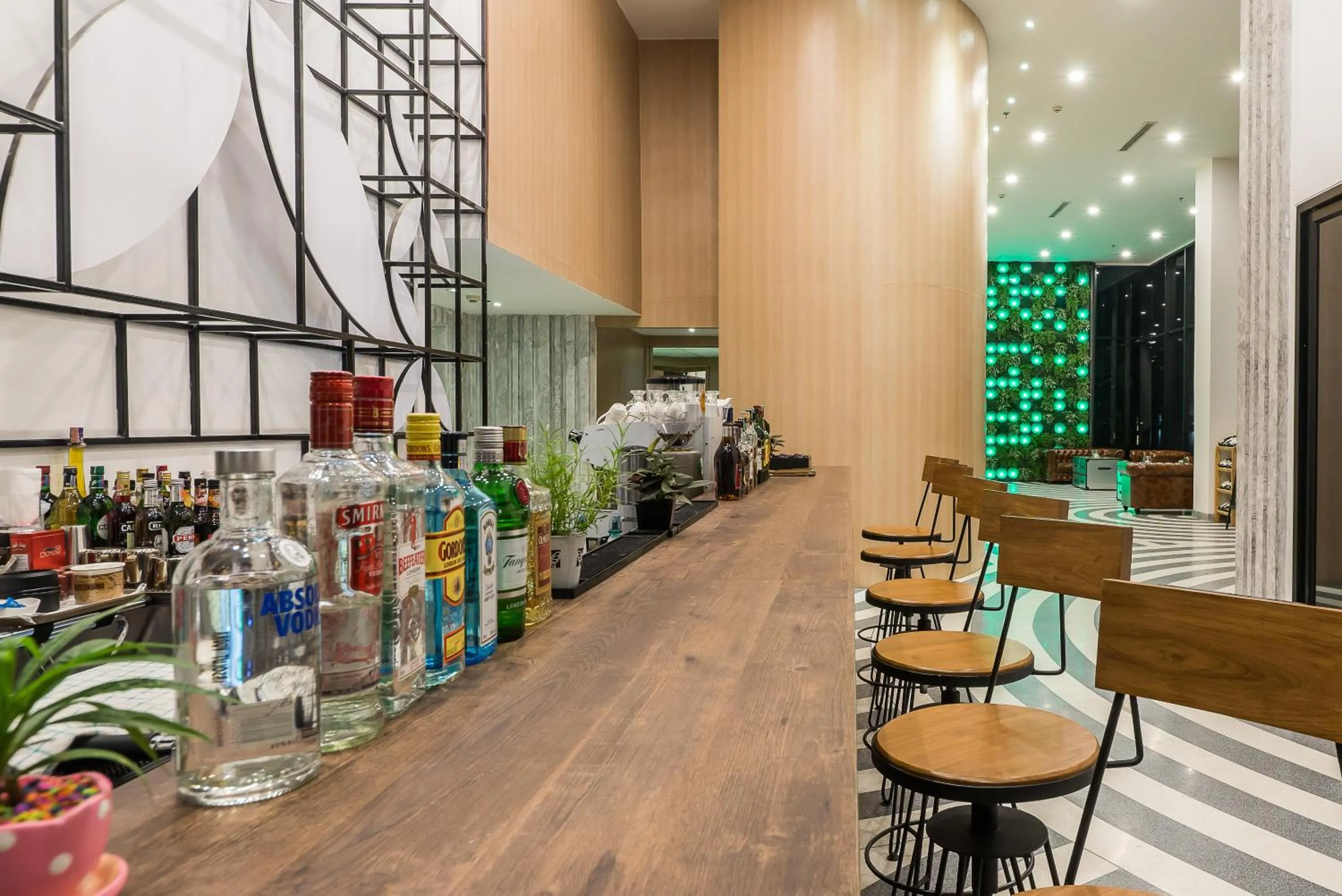Lounge or bar in Citrus Grande Hotel Pattaya by Compass Hospitality