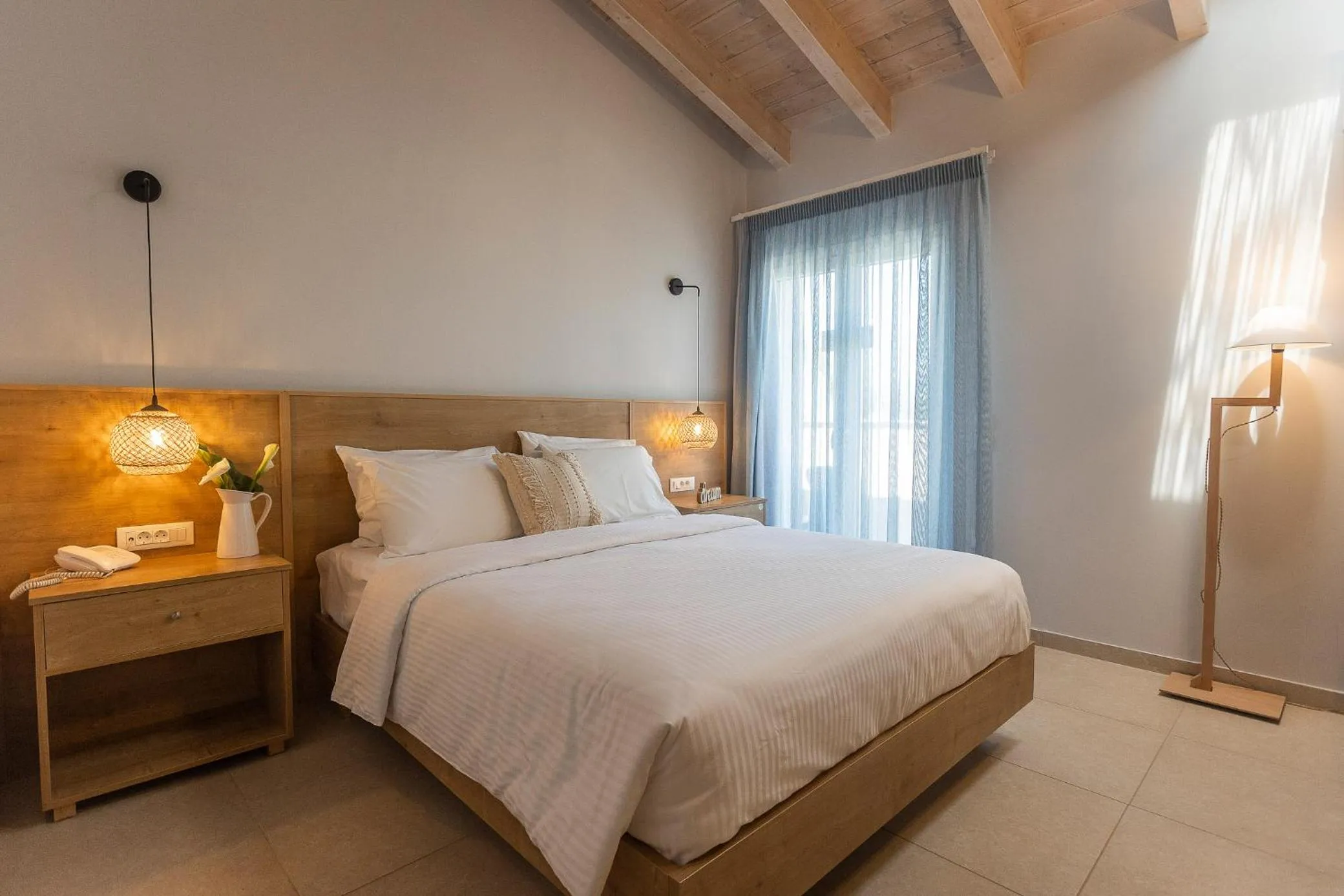 Photo of the whole room, Bed in Telesilla Hotel